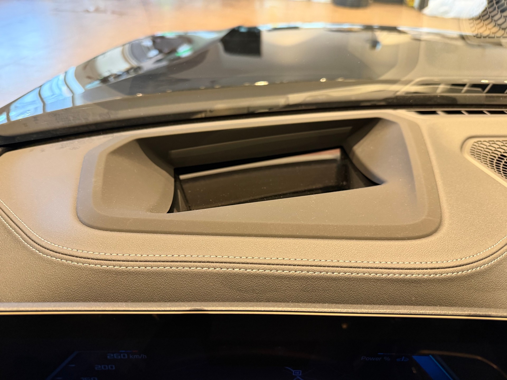 BMW M340i xDrive Touring-image-23