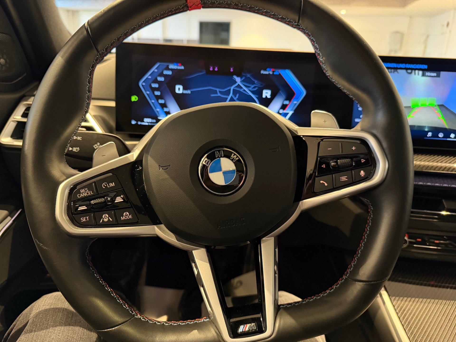 BMW M340i xDrive Touring-image-21