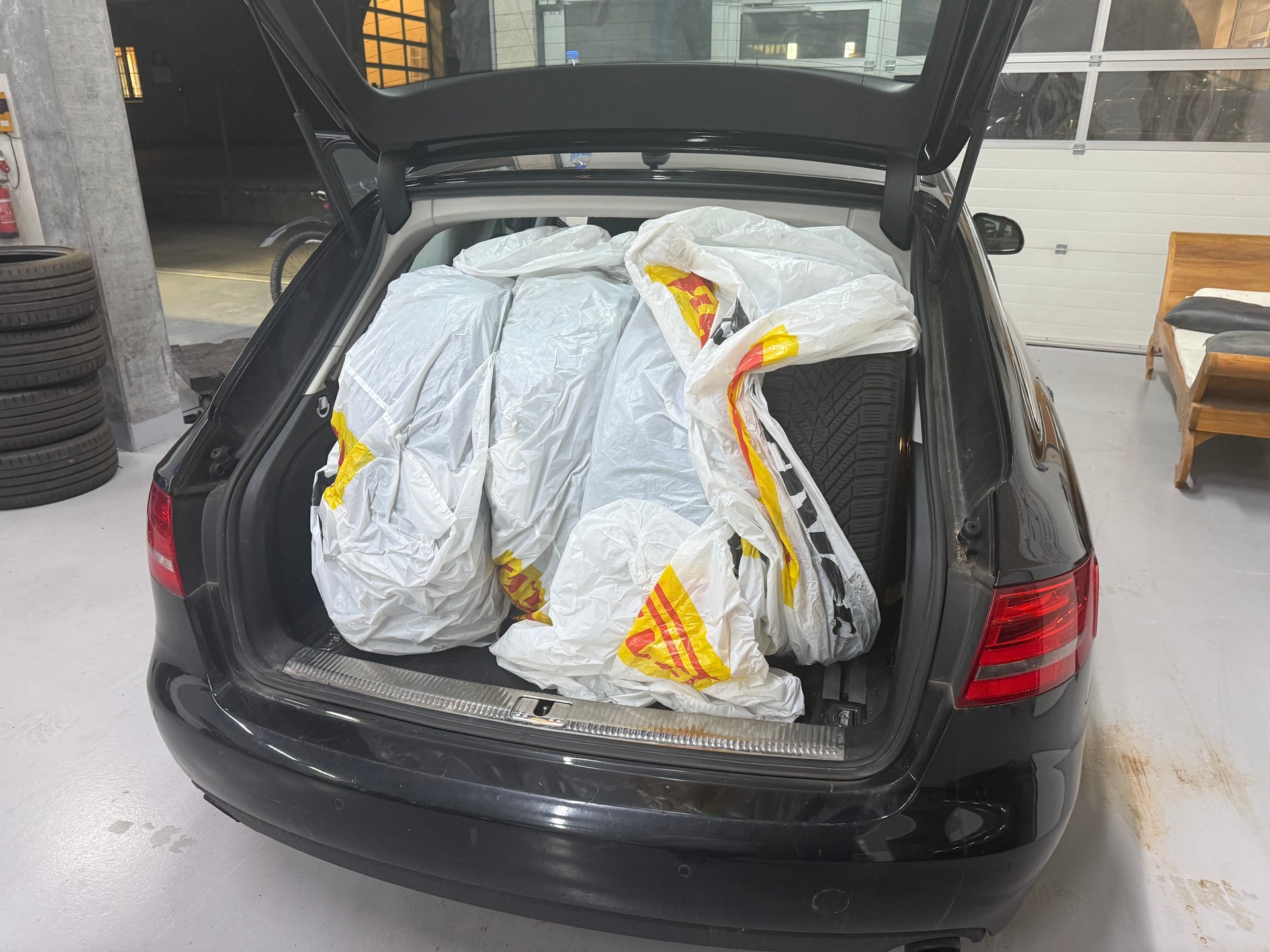 AUDI A4 Avant 3.2 FSI quattro-image-11