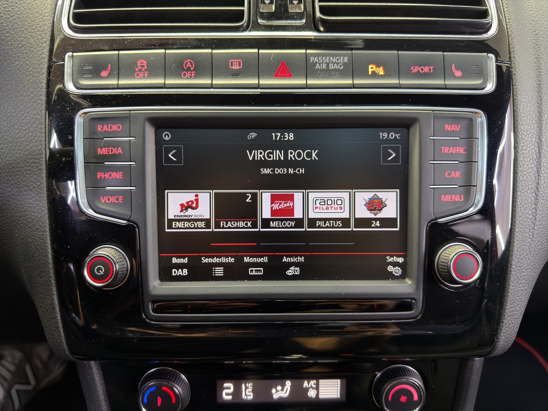 VW Polo 1.8 TSI GTI DSG-image-17
