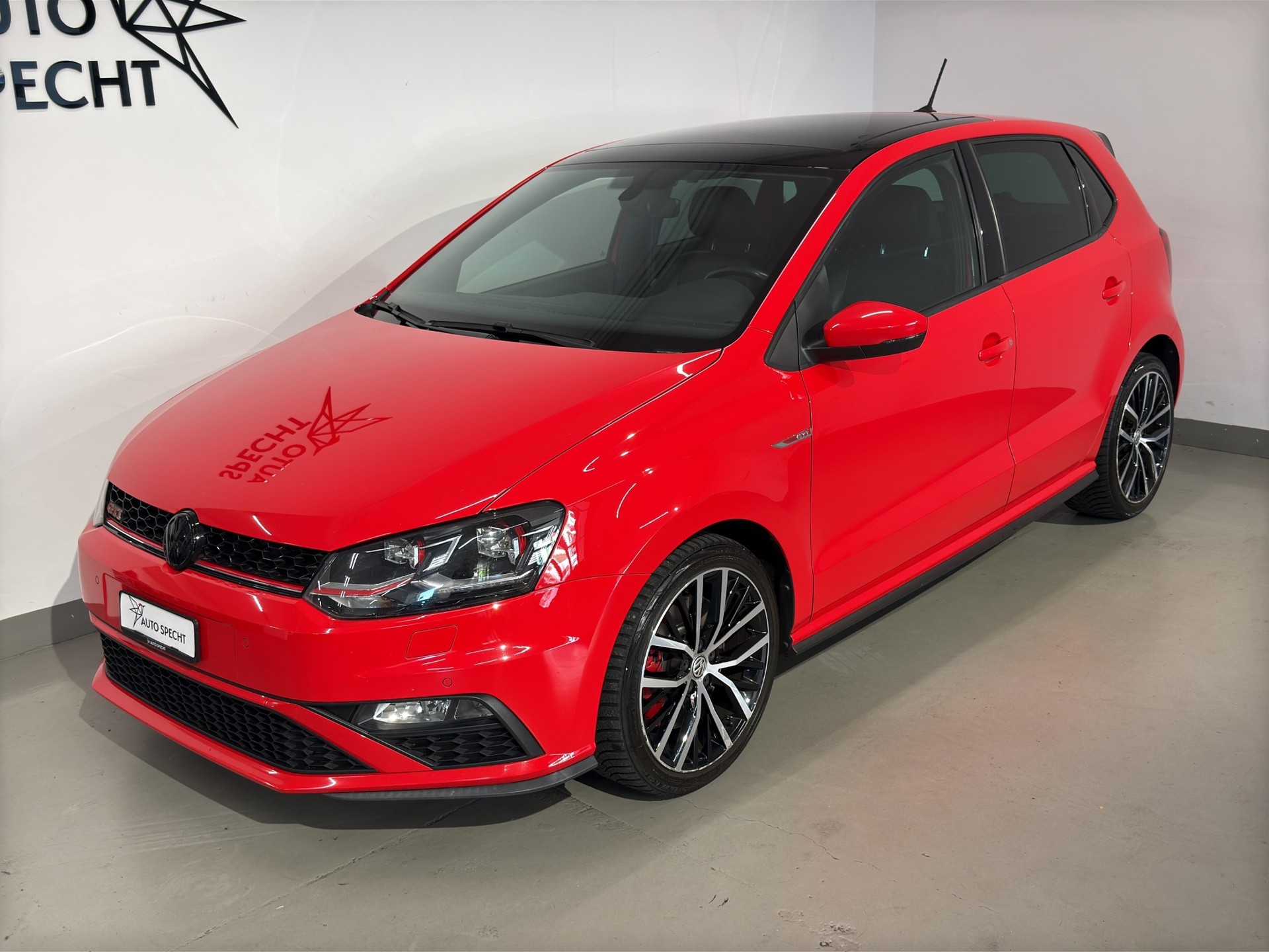 VW Polo 1.8 TSI GTI DSG-showroom-element-1