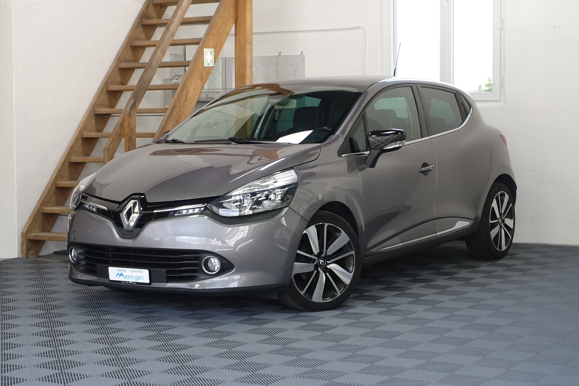 RENAULT Clio 1.5 dCi Iconic S/S-image-0