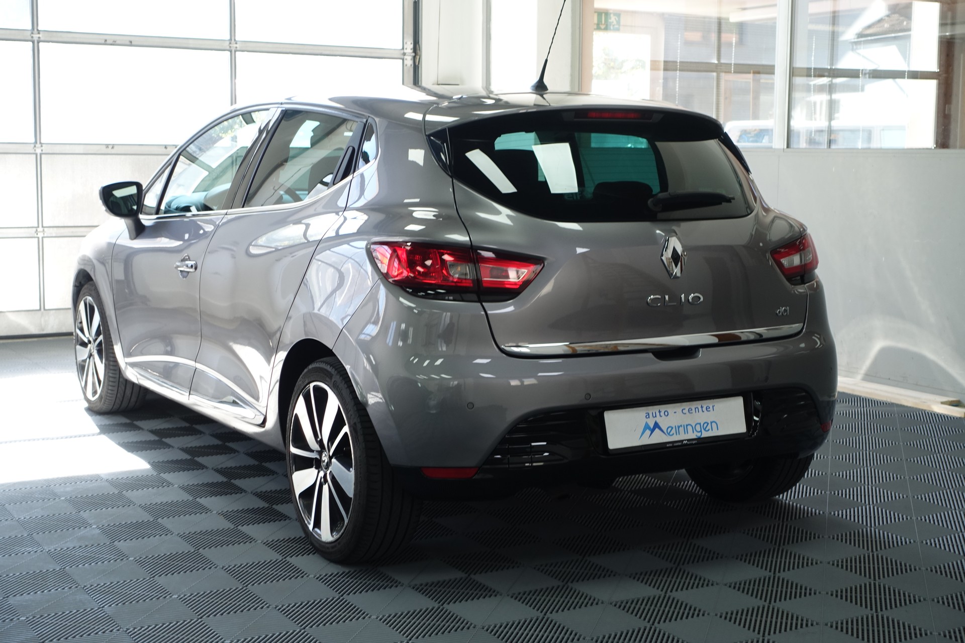 RENAULT Clio 1.5 dCi Iconic S/S-image-6