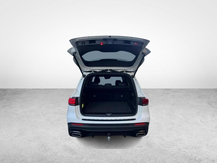 MERCEDES-BENZ GLB 220 d 4MATIC AMG Line-image-11