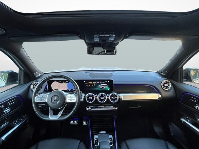 MERCEDES-BENZ GLB 220 d 4MATIC AMG Line-image-8
