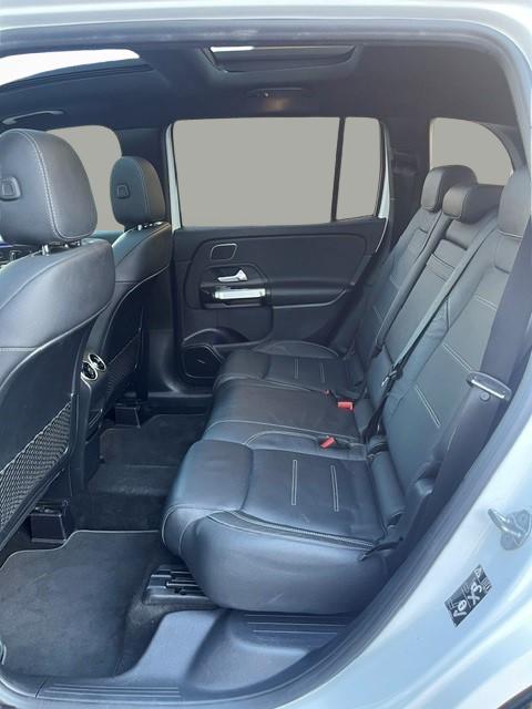 MERCEDES-BENZ GLB 220 d 4MATIC AMG Line-image-10