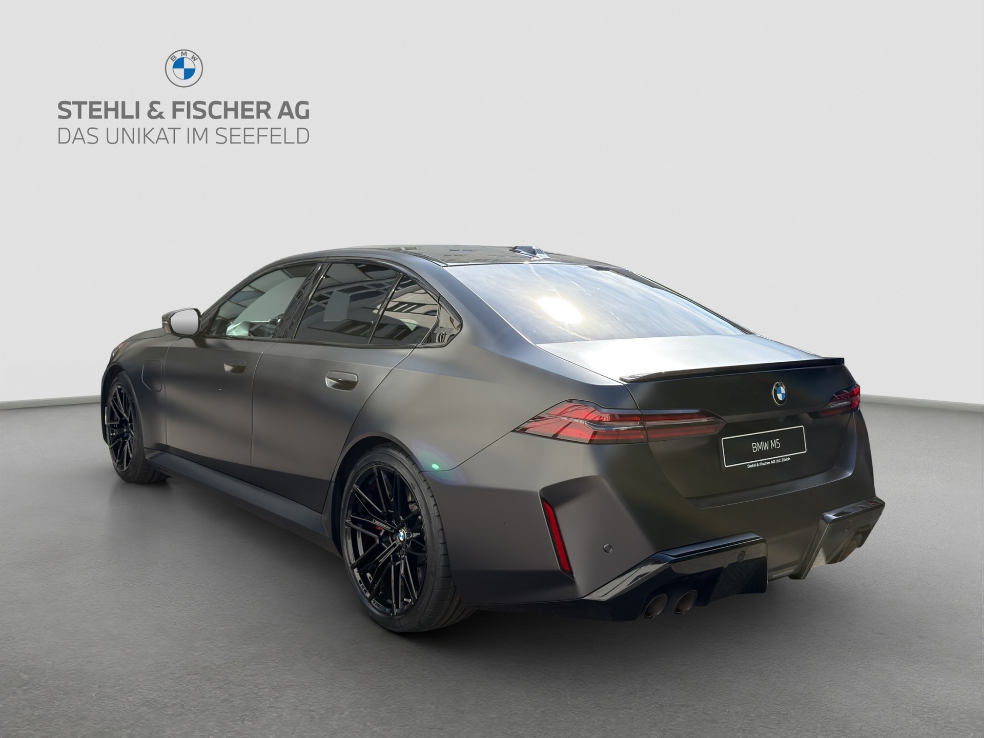 BMW M5 xDrive-image-4