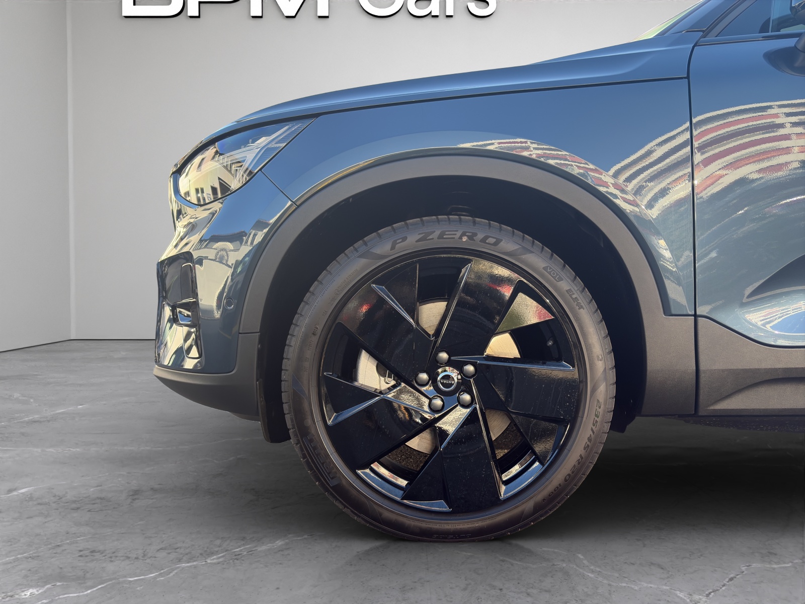 VOLVO EC40 Twin Performance Black Edition AWD-image-8