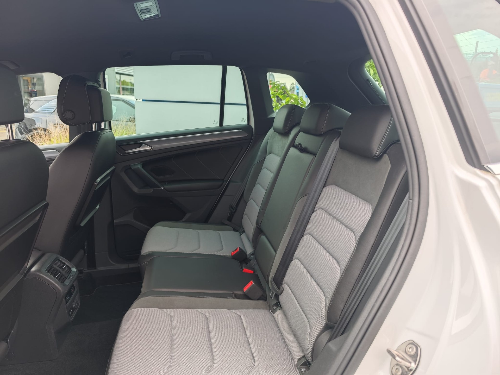 VW Tiguan 2.0TSI Highline 4Motion DSG-image-14