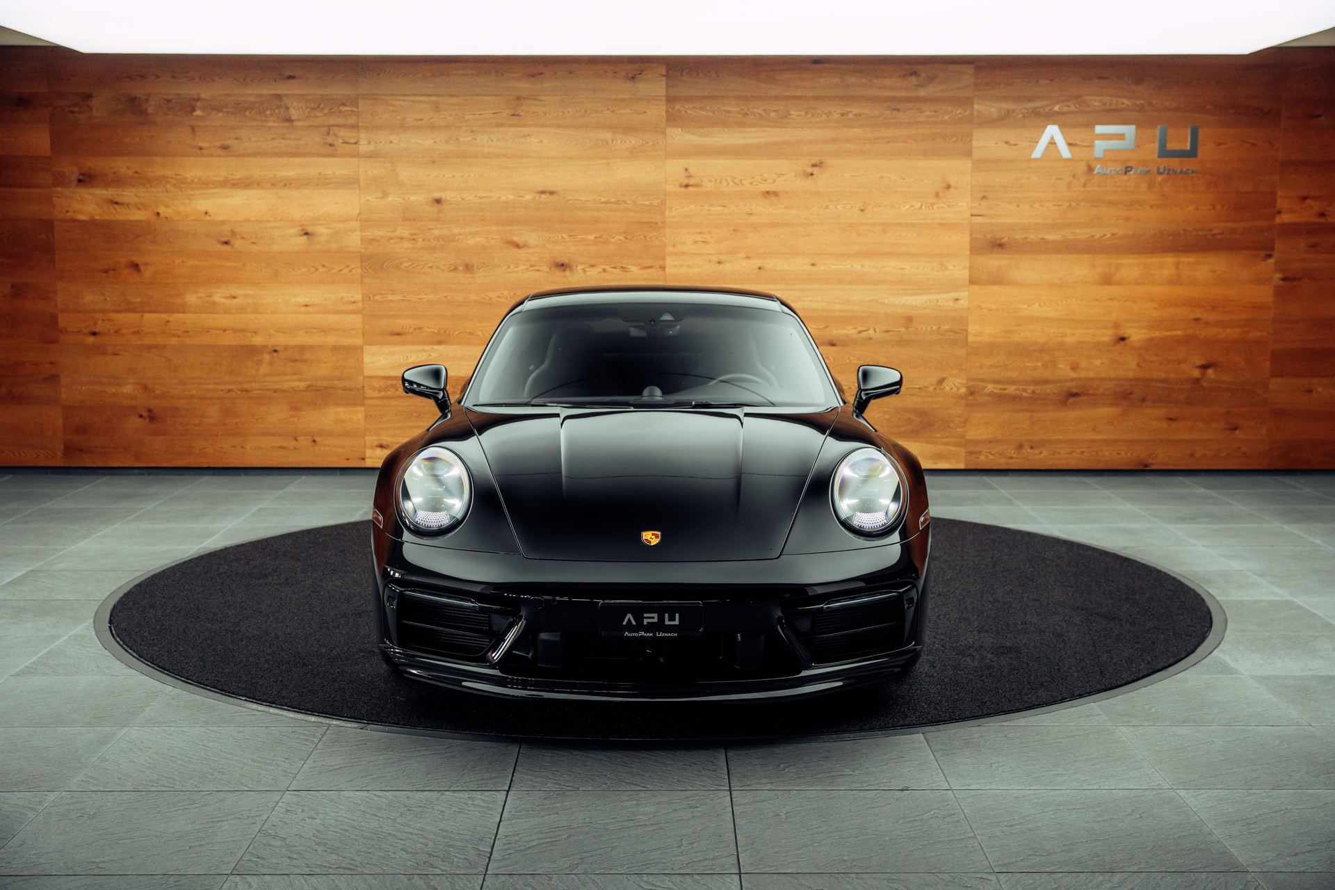 PORSCHE 911 Carrera 4 GTS PDK-image-16