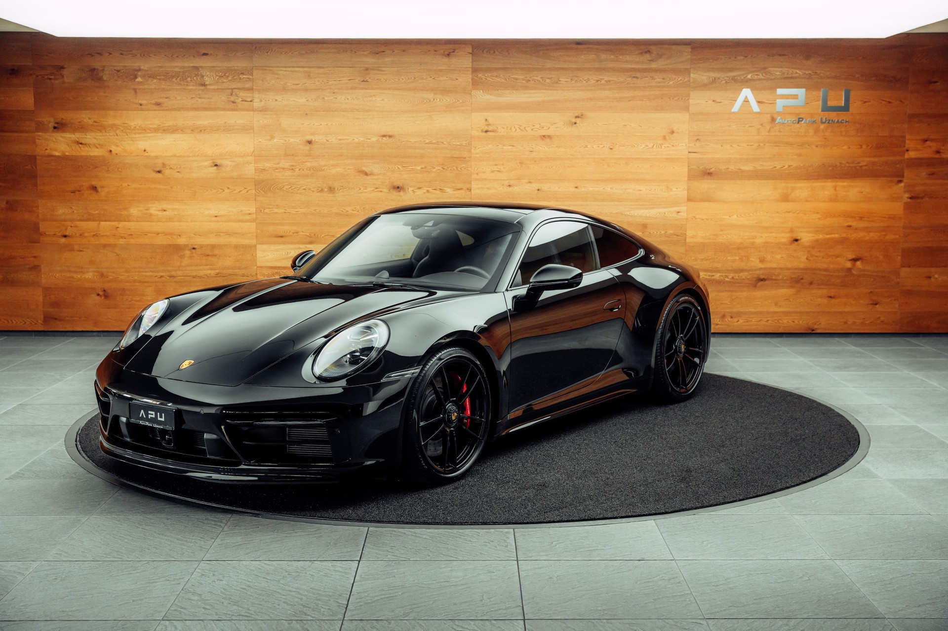 PORSCHE 911 Carrera 4 GTS PDK-image-4