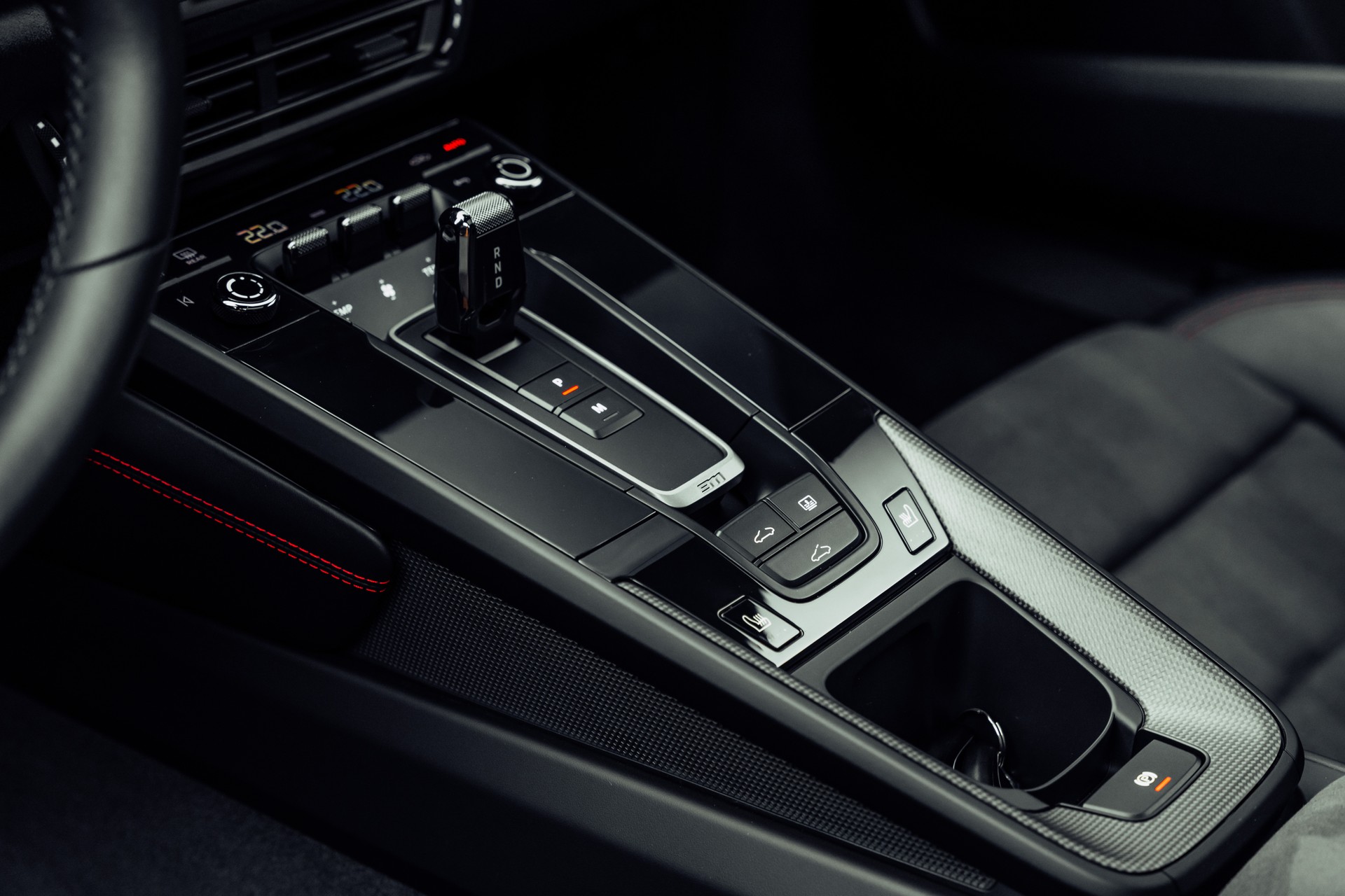 PORSCHE 911 Carrera 4 GTS PDK-image-11