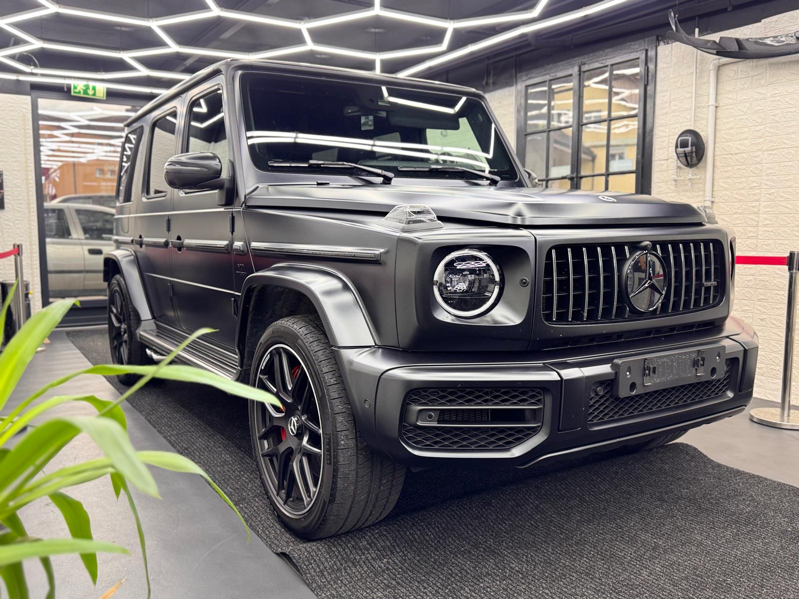 Car photo