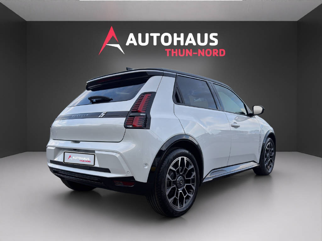 RENAULT R5 E-Tech Comfort Range Roland Garros-image-4
