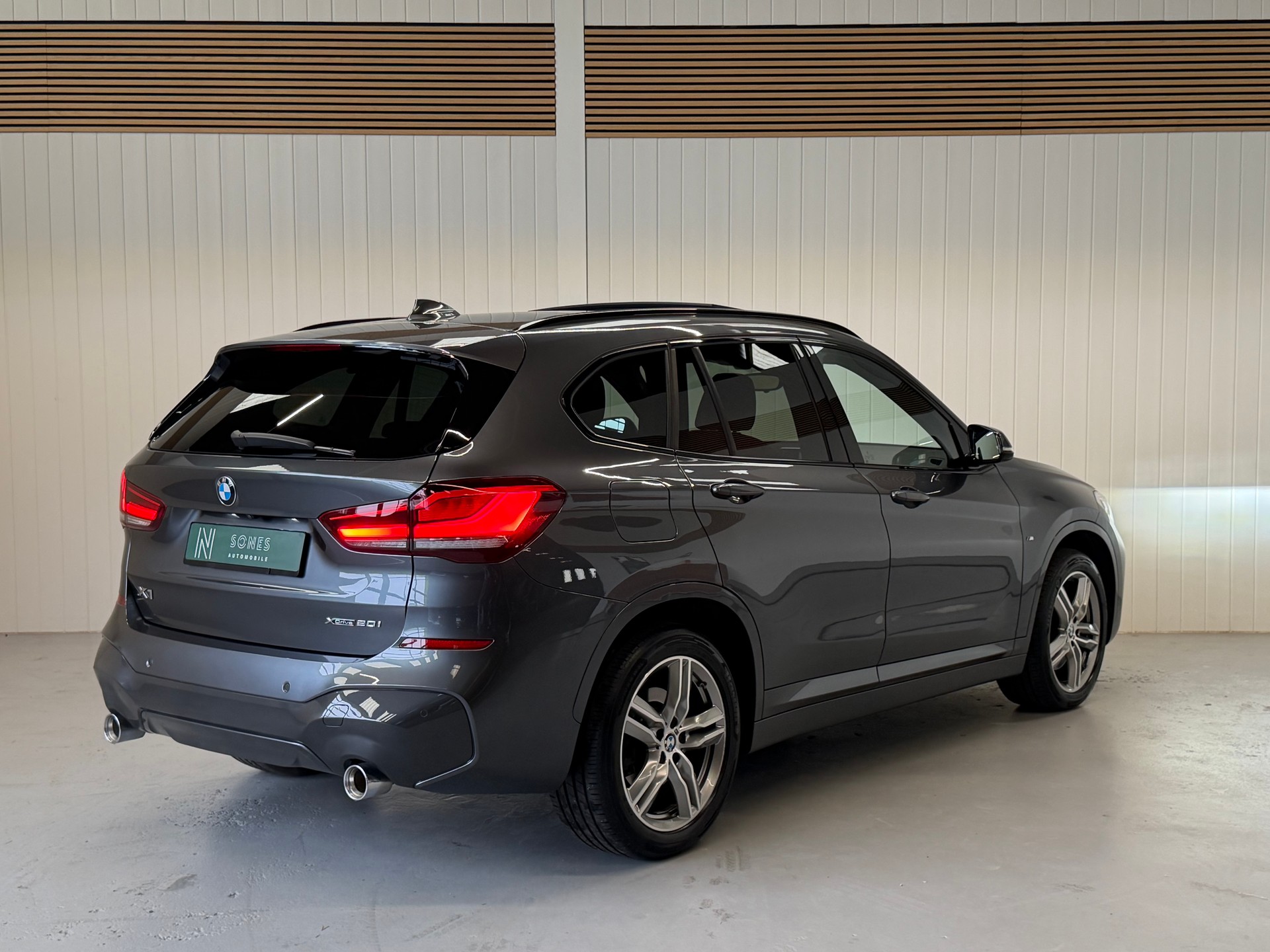 BMW X1 xDrive 20i M Sport Steptronic-image-4
