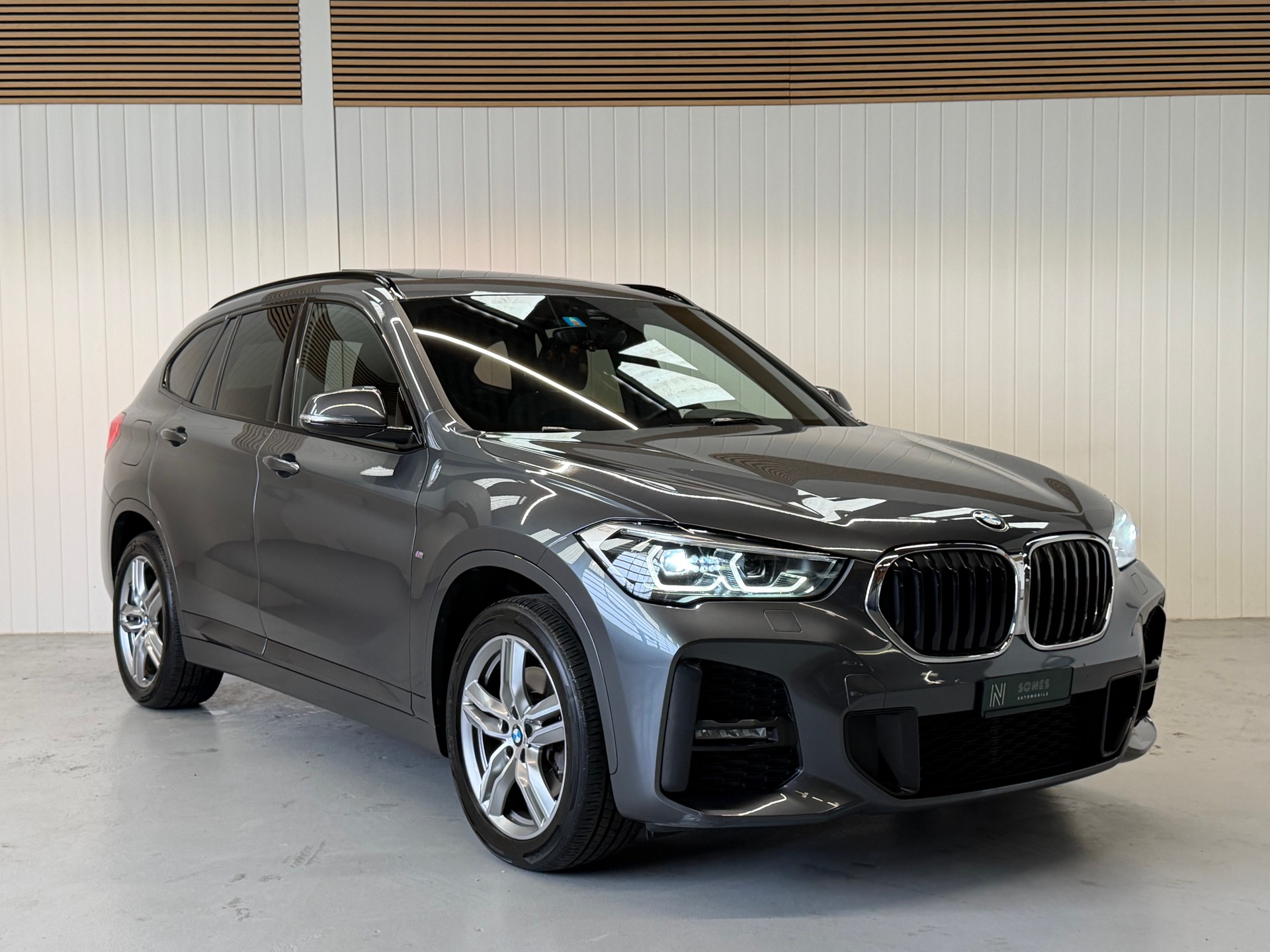 BMW X1 xDrive 20i M Sport Steptronic-image-6