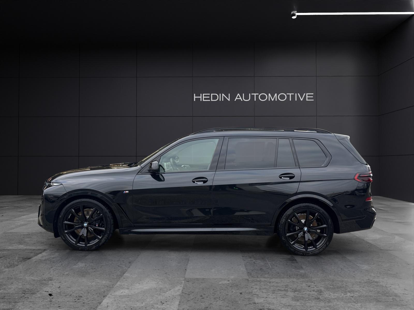 BMW X7 xDrive40i-showroom-element-2