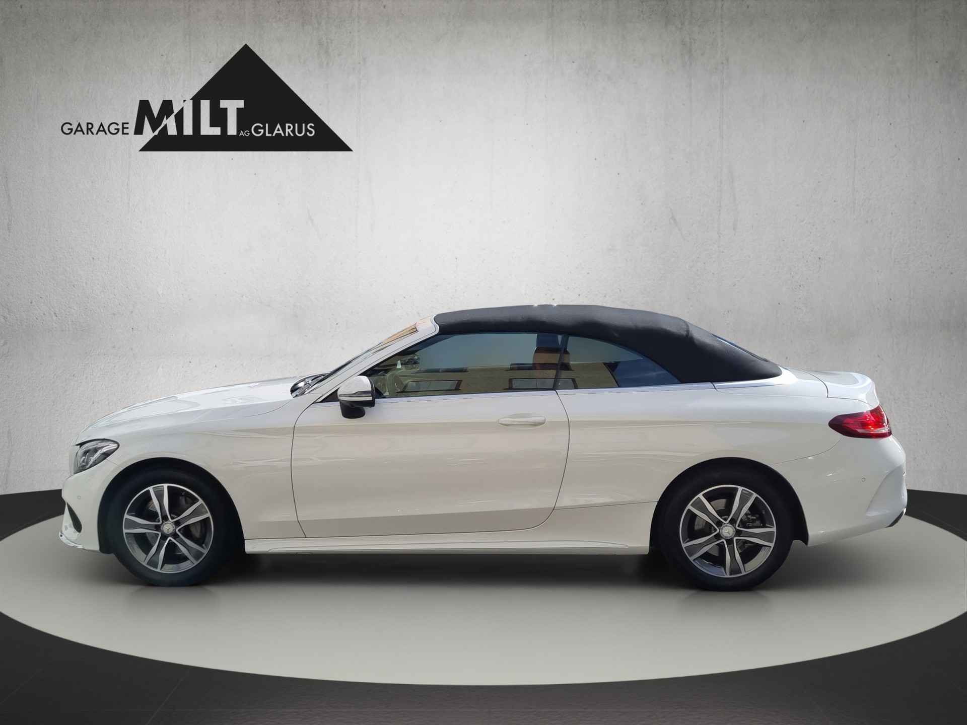 MERCEDES-BENZ C 200 Cabriolet AMG Line 4Matic 9G-Tronic-image-2