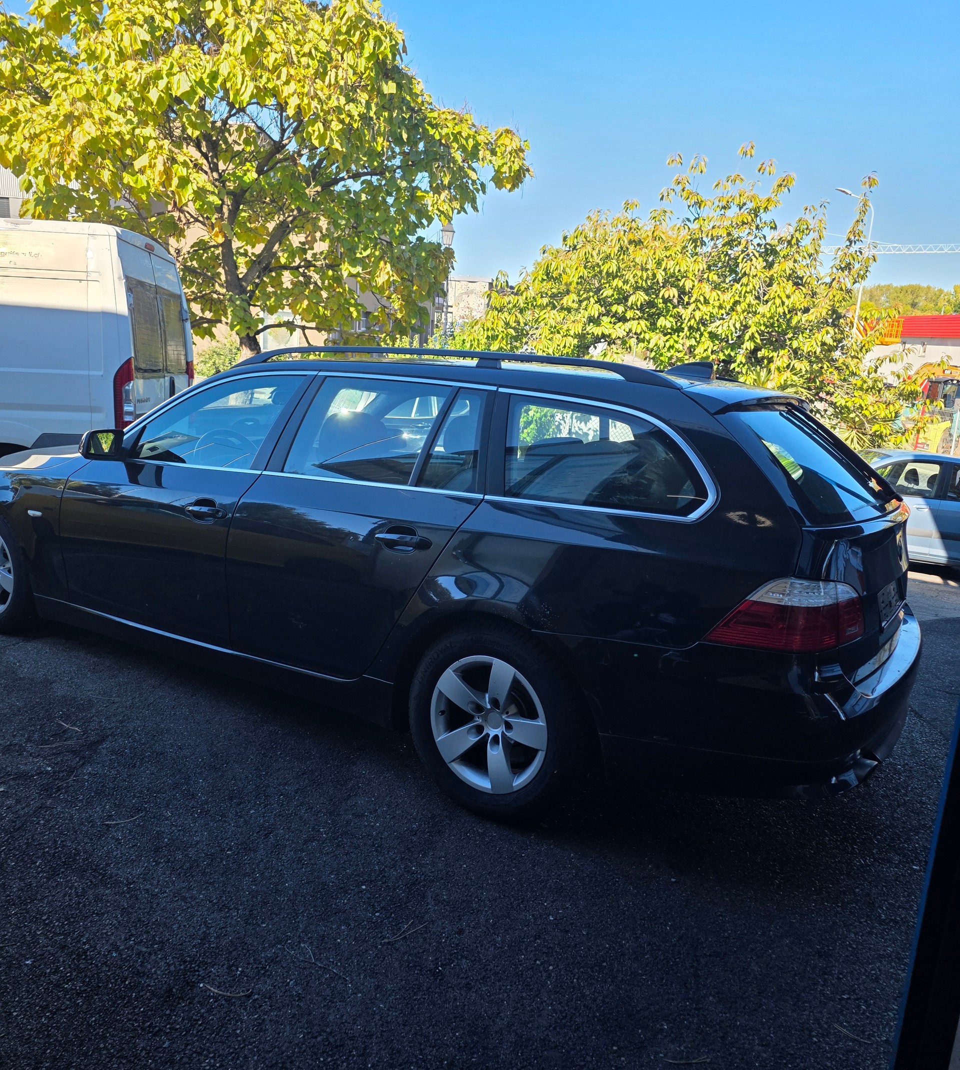 BMW 520d Touring Steptronic-image-5