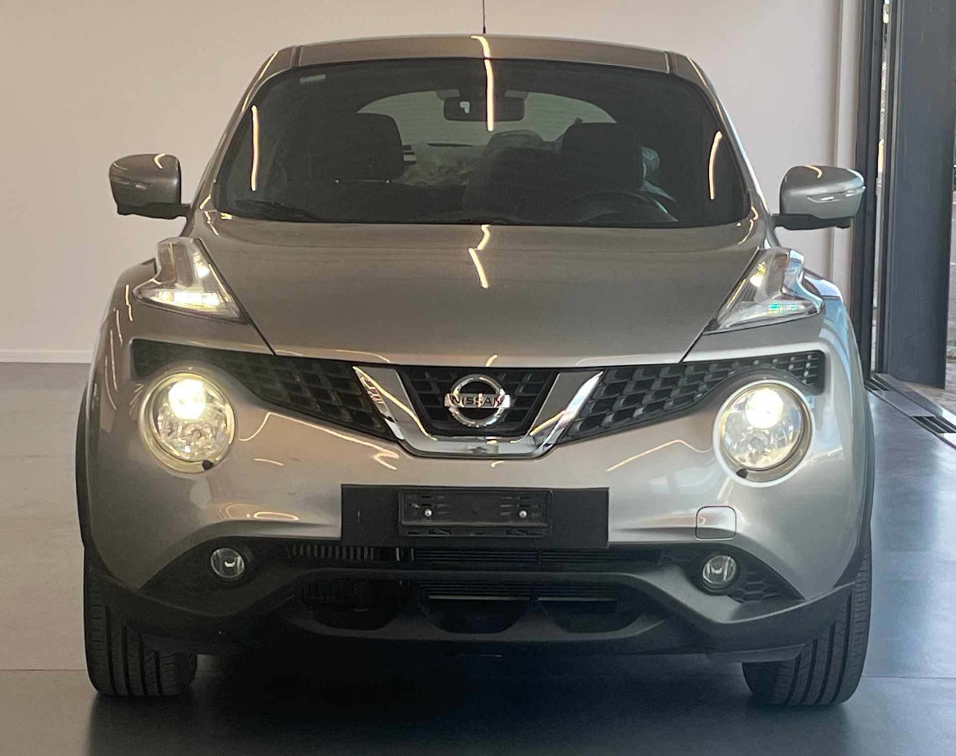 NISSAN Juke 1.6 DIG-T tekna 4x4 Xtronic M-CVT-image-1