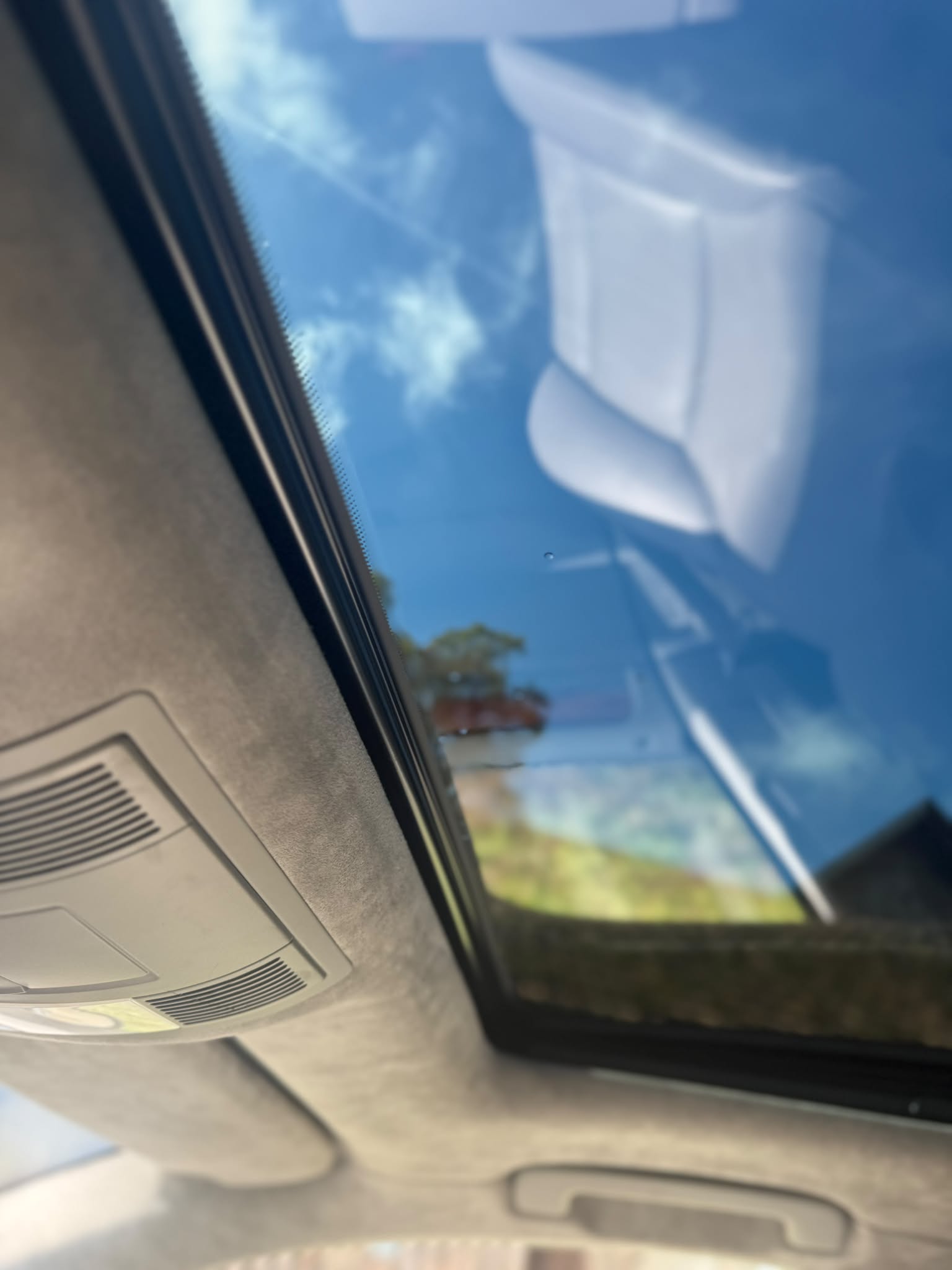 AUDI A8-image-8
