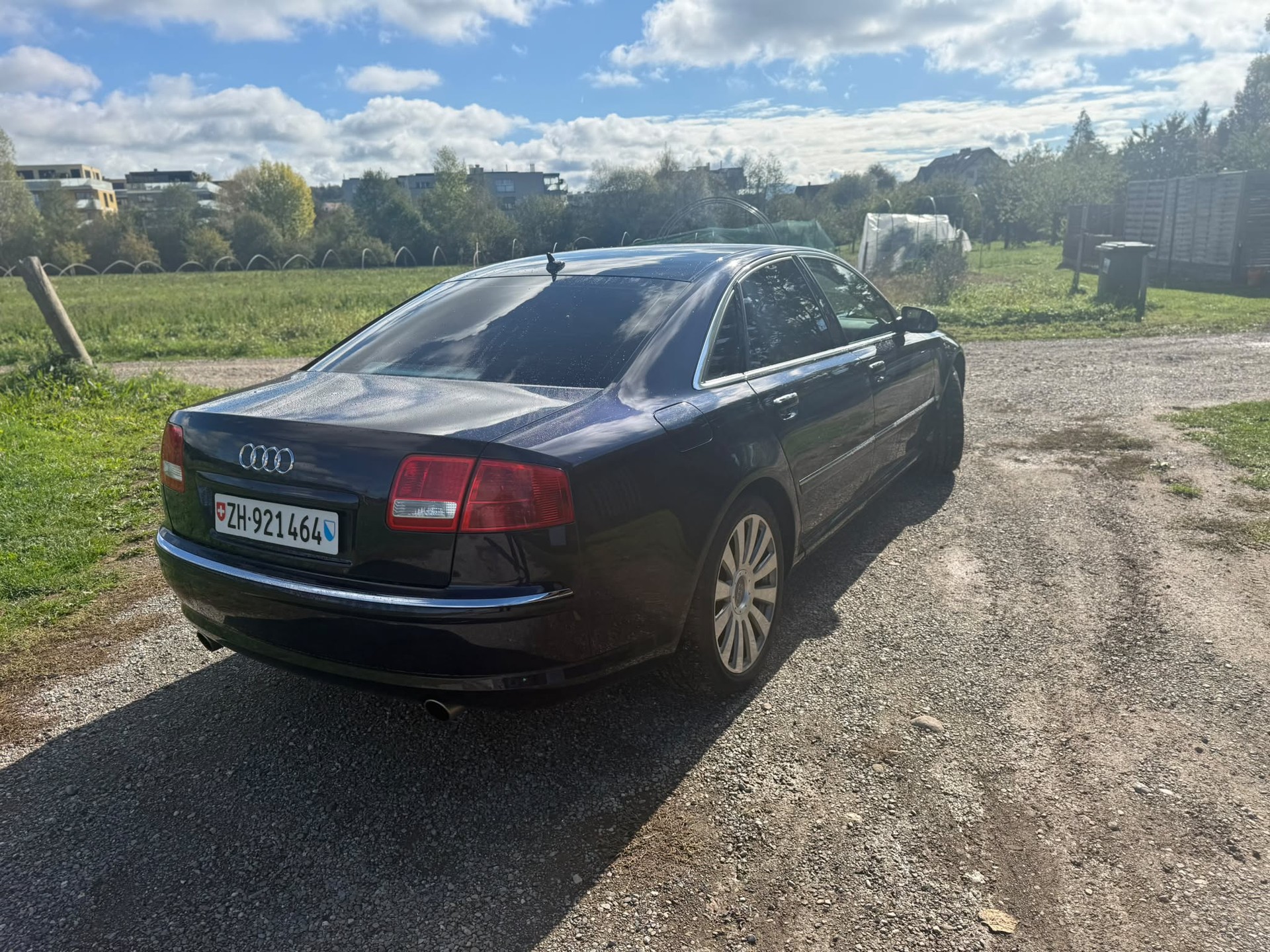 AUDI A8-image-7