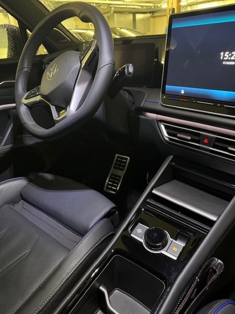 VW 1.5 TSI PHEV R-Line DSG-image-4