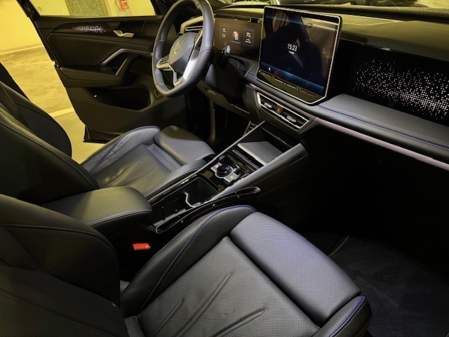 VW 1.5 TSI PHEV R-Line DSG-image-7