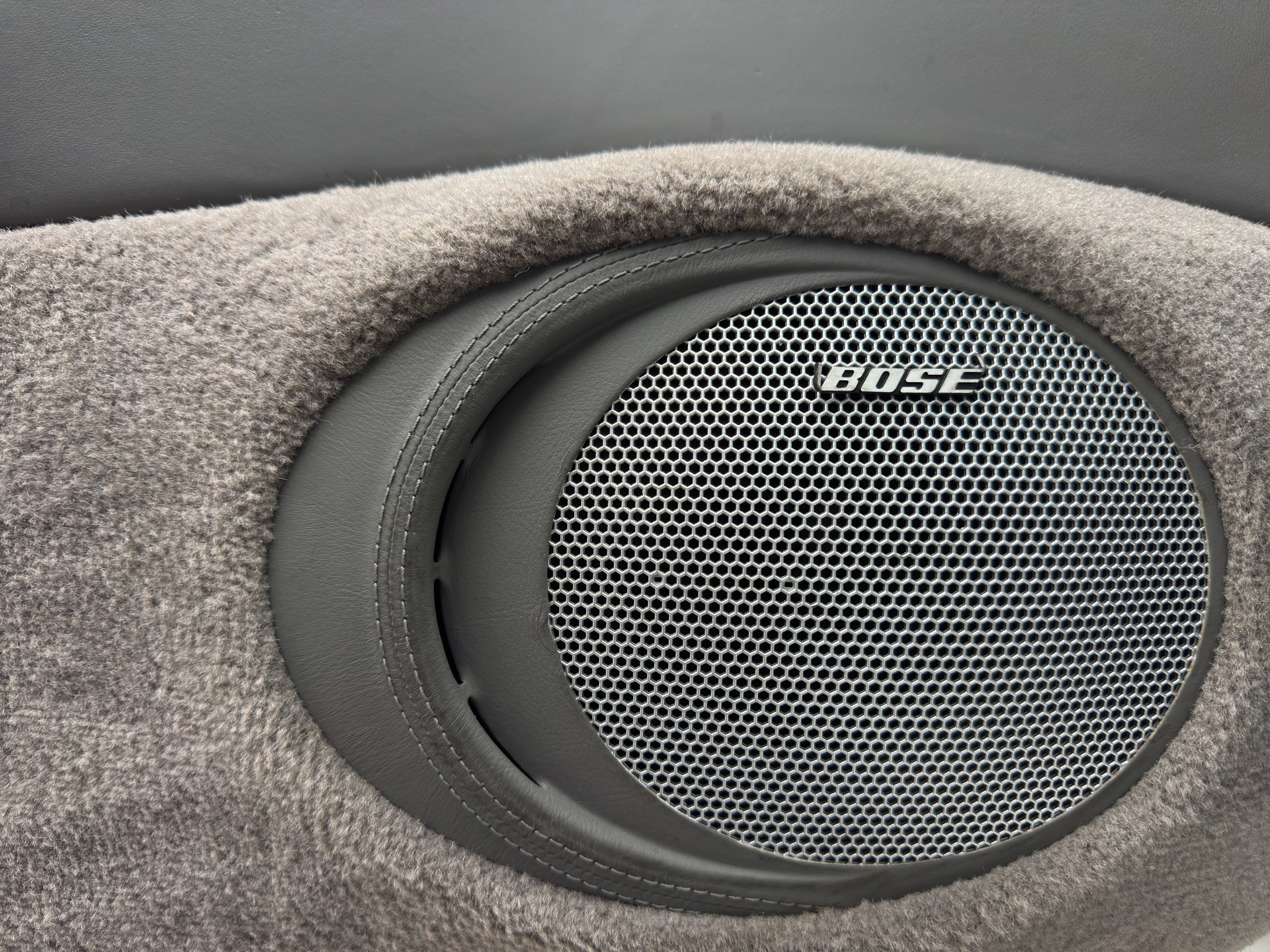 PORSCHE 911 Turbo-image-10