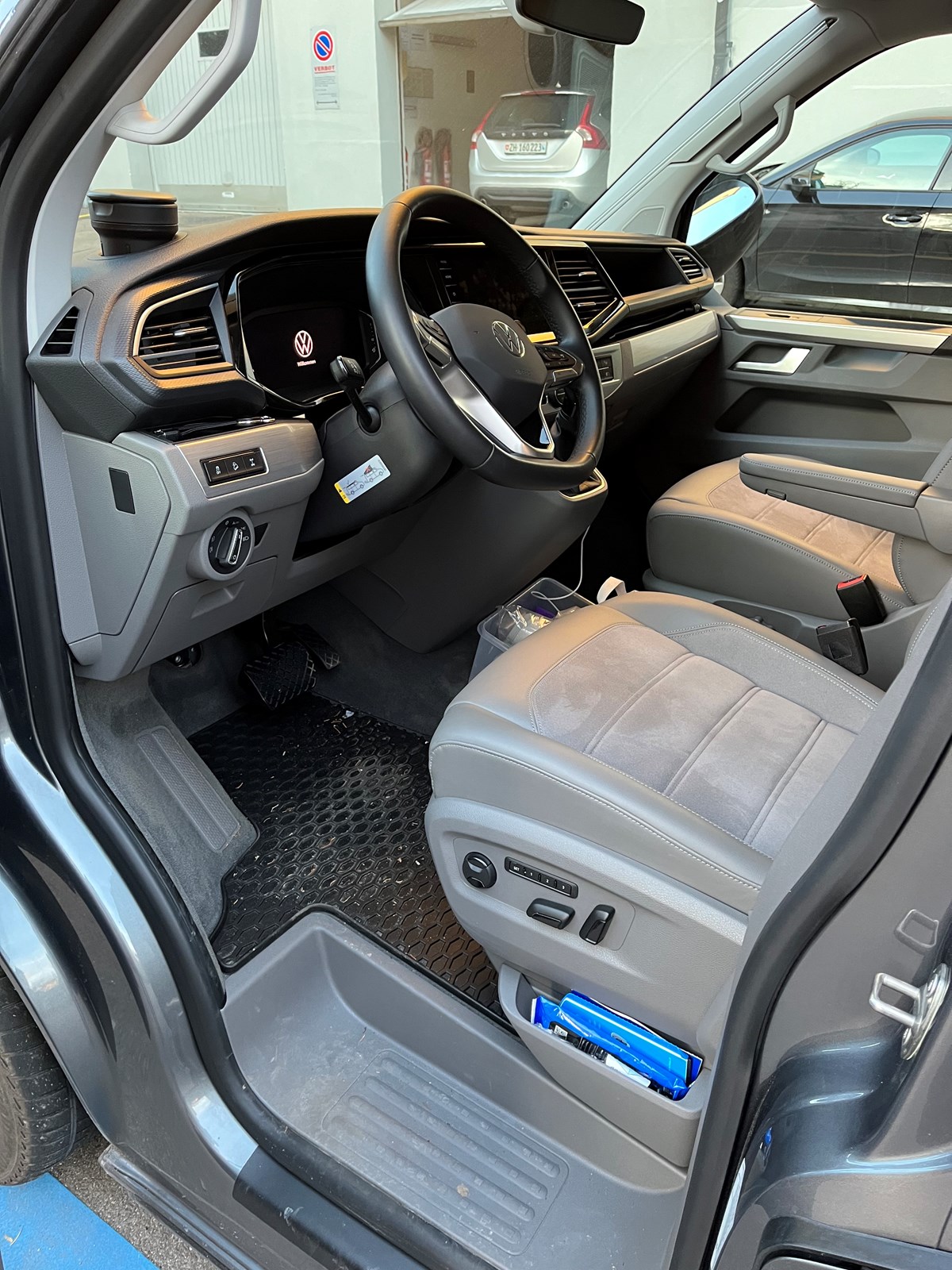 VW T6.1 California 2.0 Bi-TDI Ocean Edition 4Motion-image-4