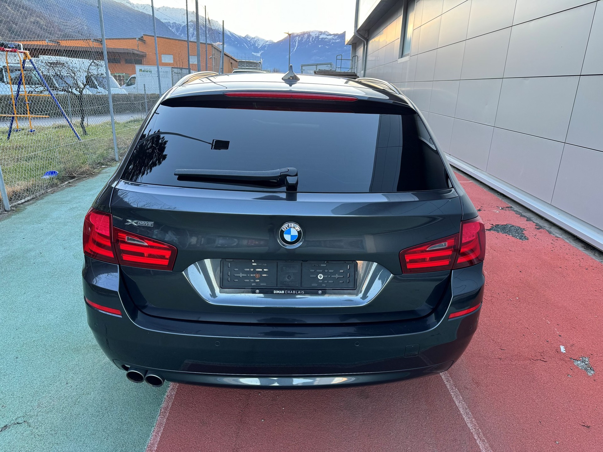 BMW 525d xDrive Touring Steptronic-image-5