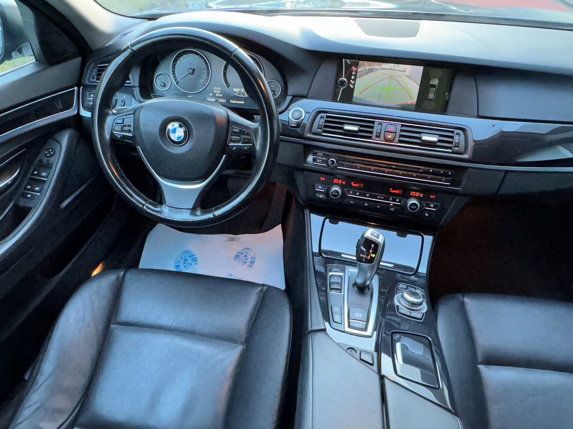 BMW 525d xDrive Touring Steptronic-image-7