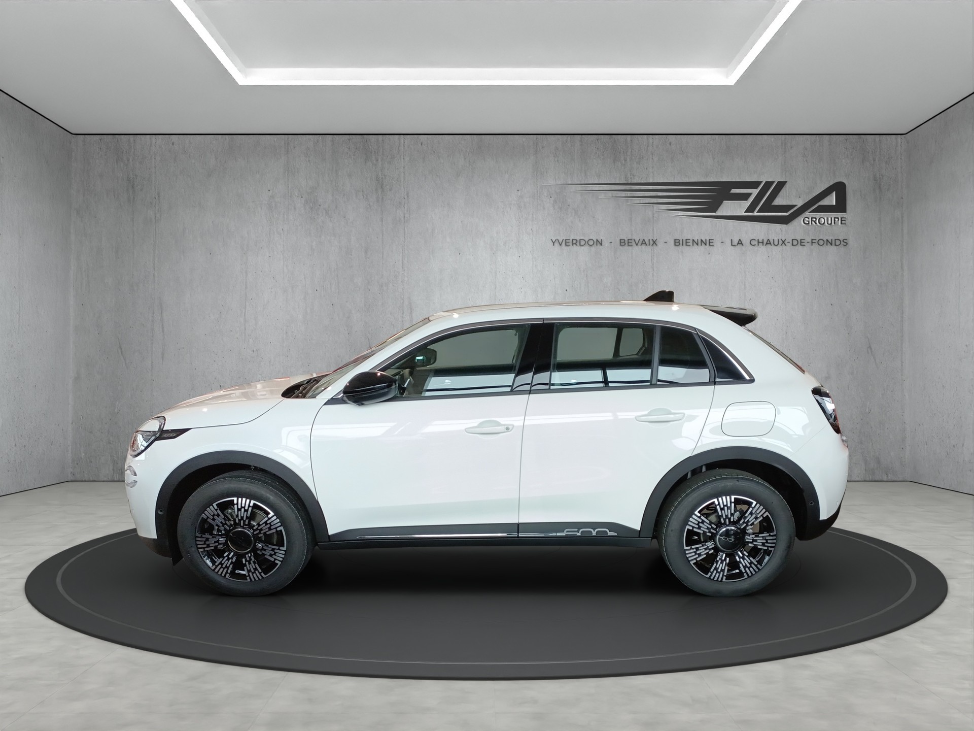 FIAT 600 1.2 Hybrid 100 Cult-image-2