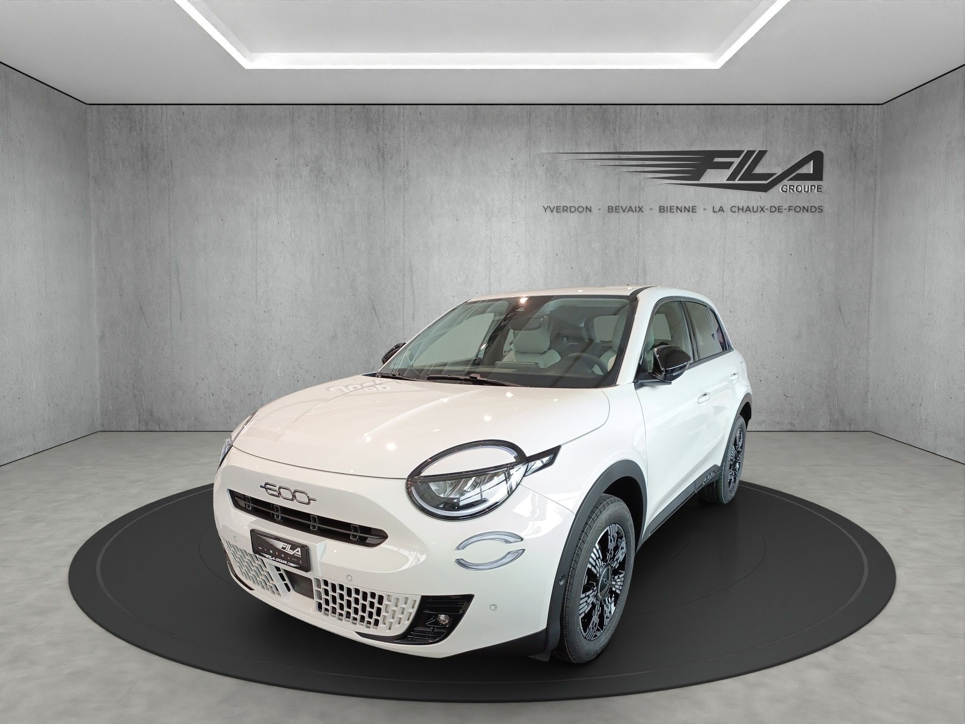 FIAT 600 1.2 Hybrid 100 Cult-image-0