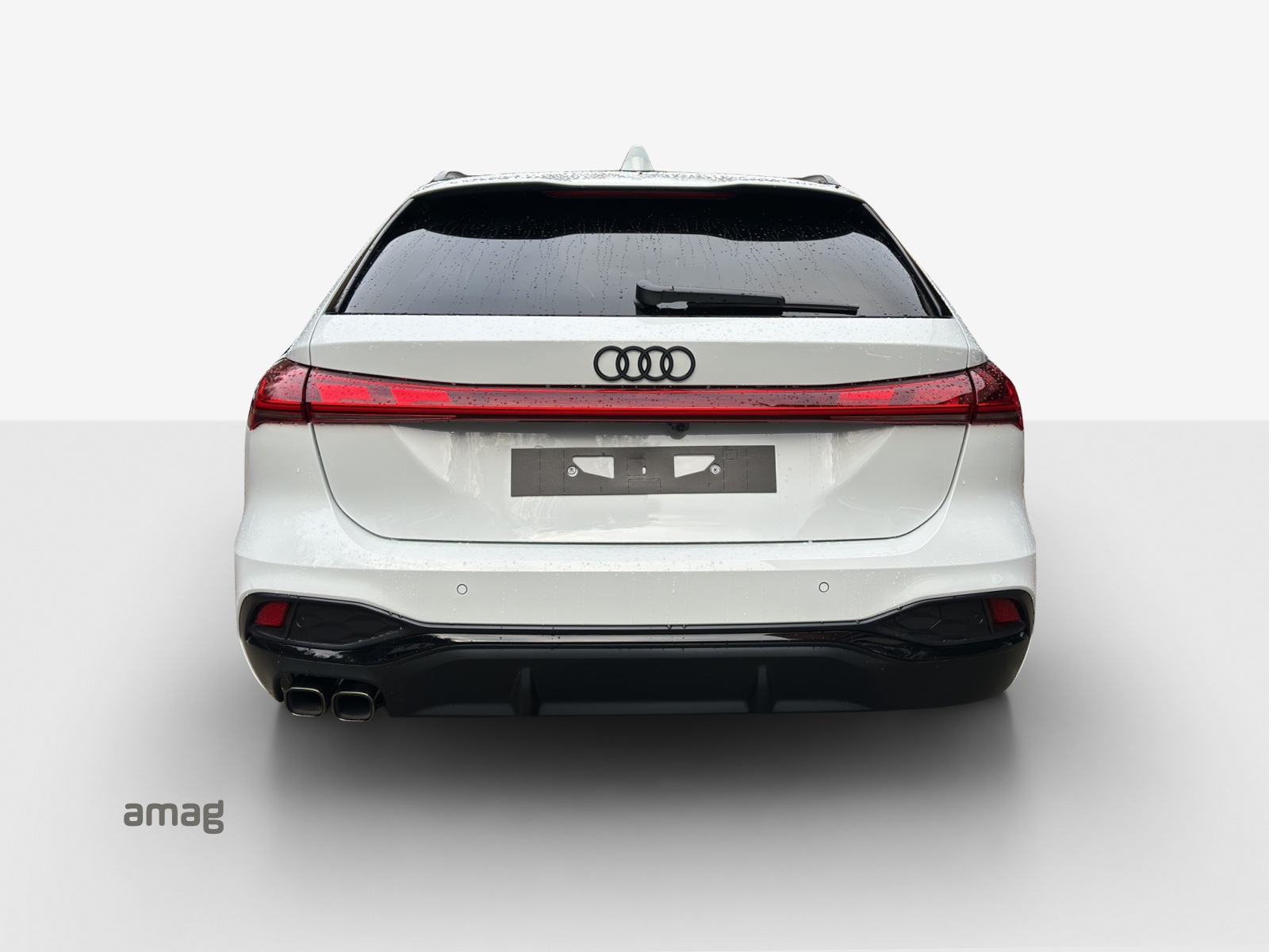 AUDI A5 Avant TDI quattro 150 kW S tronic-image-3