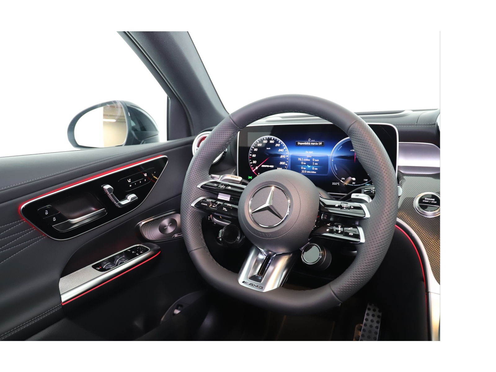 MERCEDES-BENZ GLC AMG 63 S e Perform.-image-12