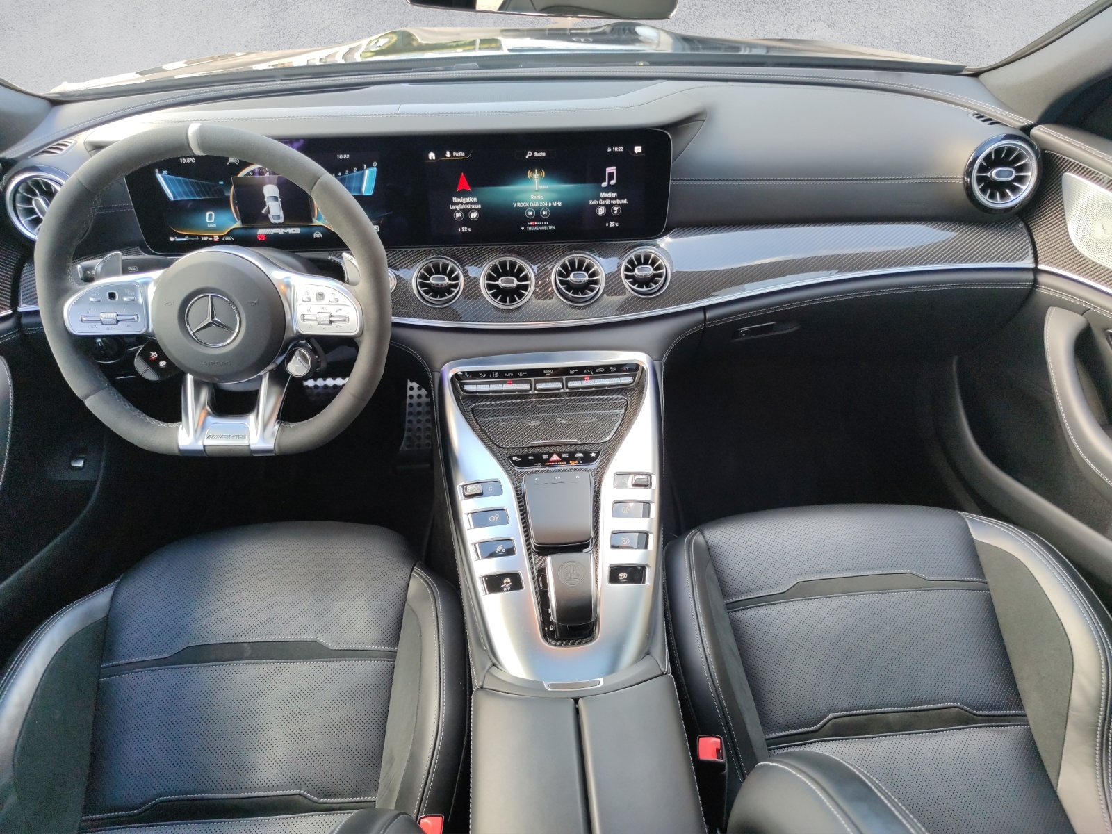 MERCEDES-BENZ AMG GT 4 63 S 4Matic+-image-13