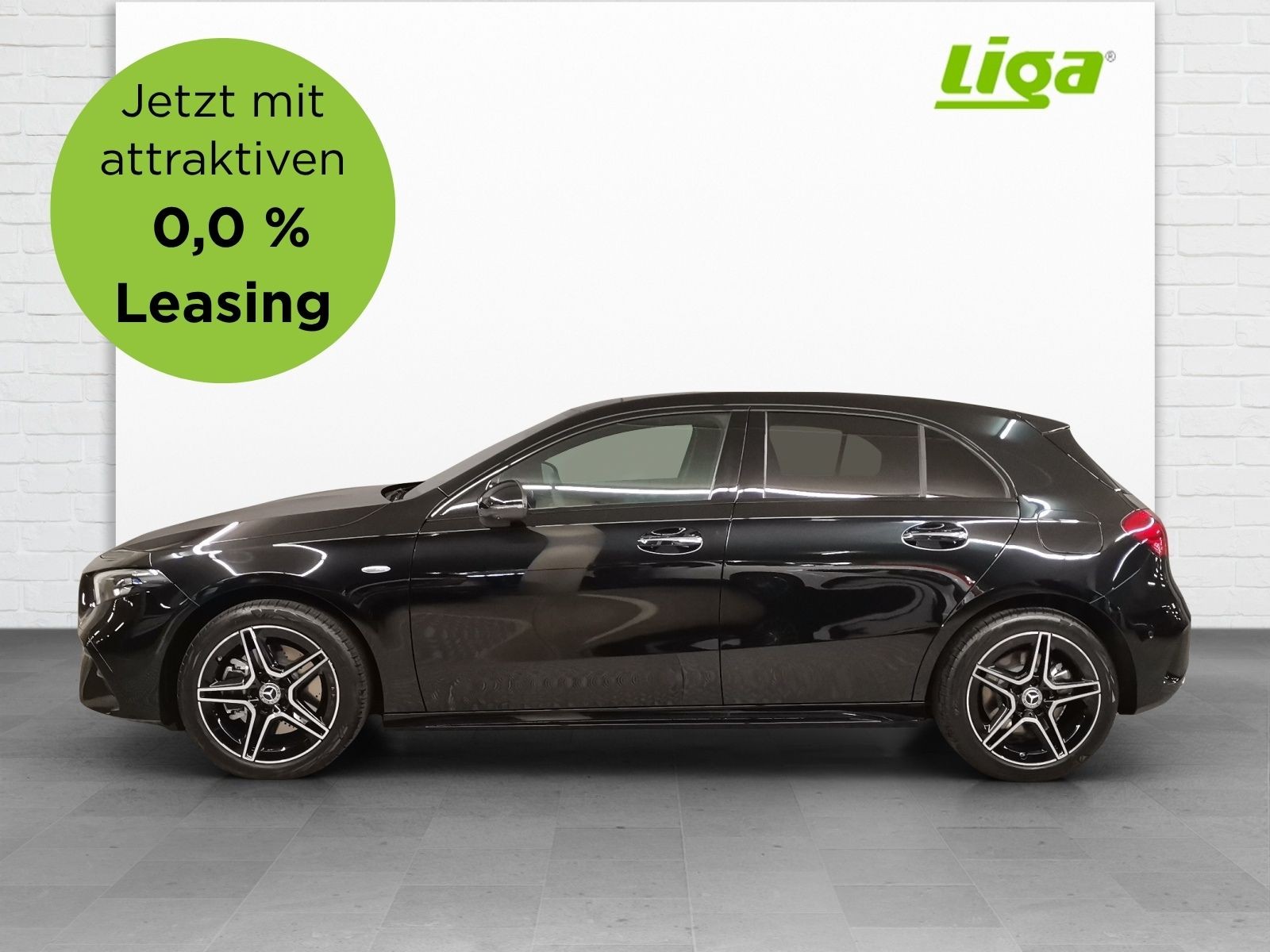 MERCEDES-BENZ A 250 e AMG Line EQ Star-image-0