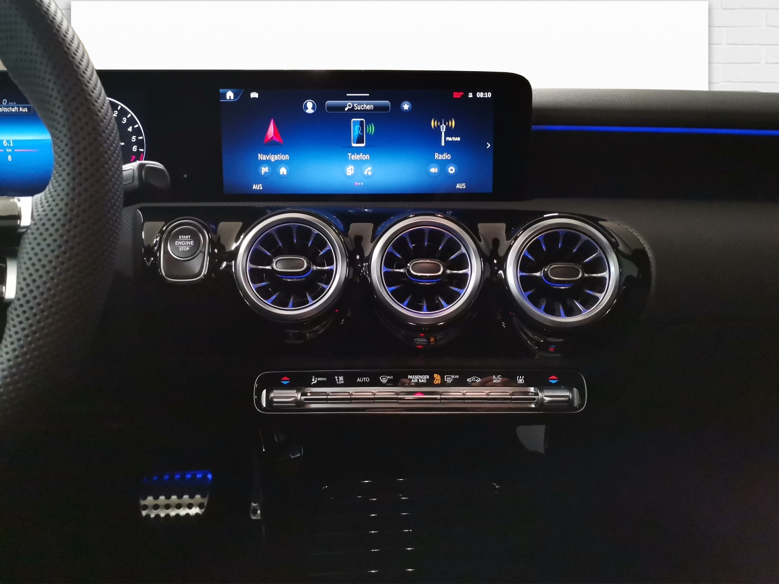 MERCEDES-BENZ A 250 e AMG Line EQ Star-image-8