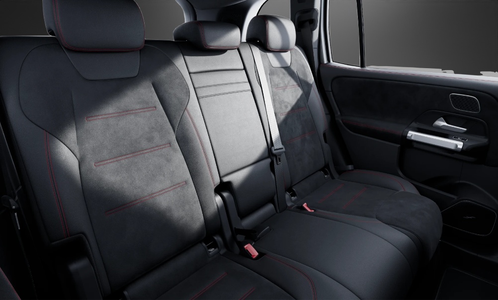 MERCEDES-BENZ GLB 250 4Matic 8G-Tronic-image-6