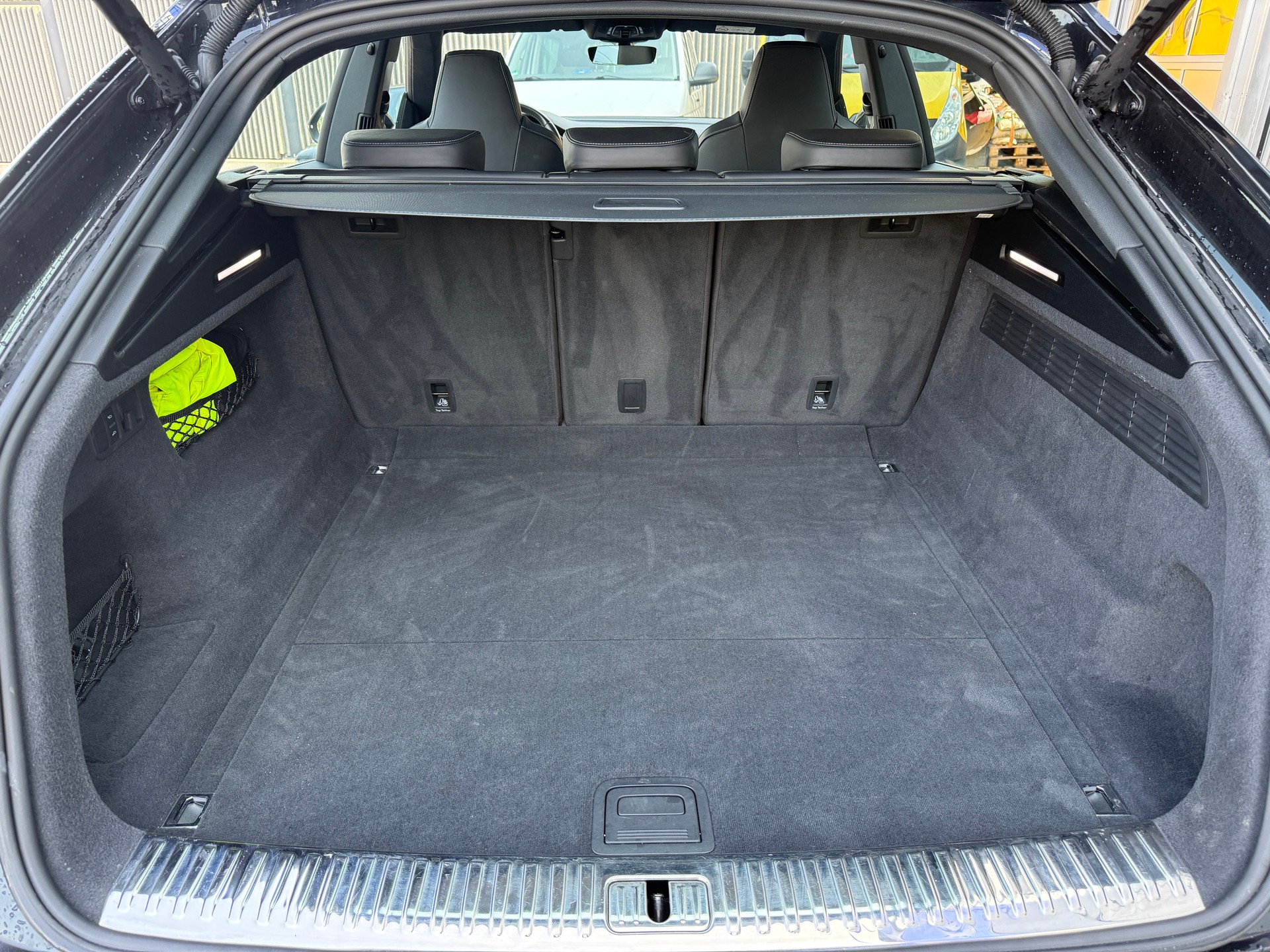 AUDI Q8 55 TFSI quattro tiptronic ***DISTANZREGLER***-image-15