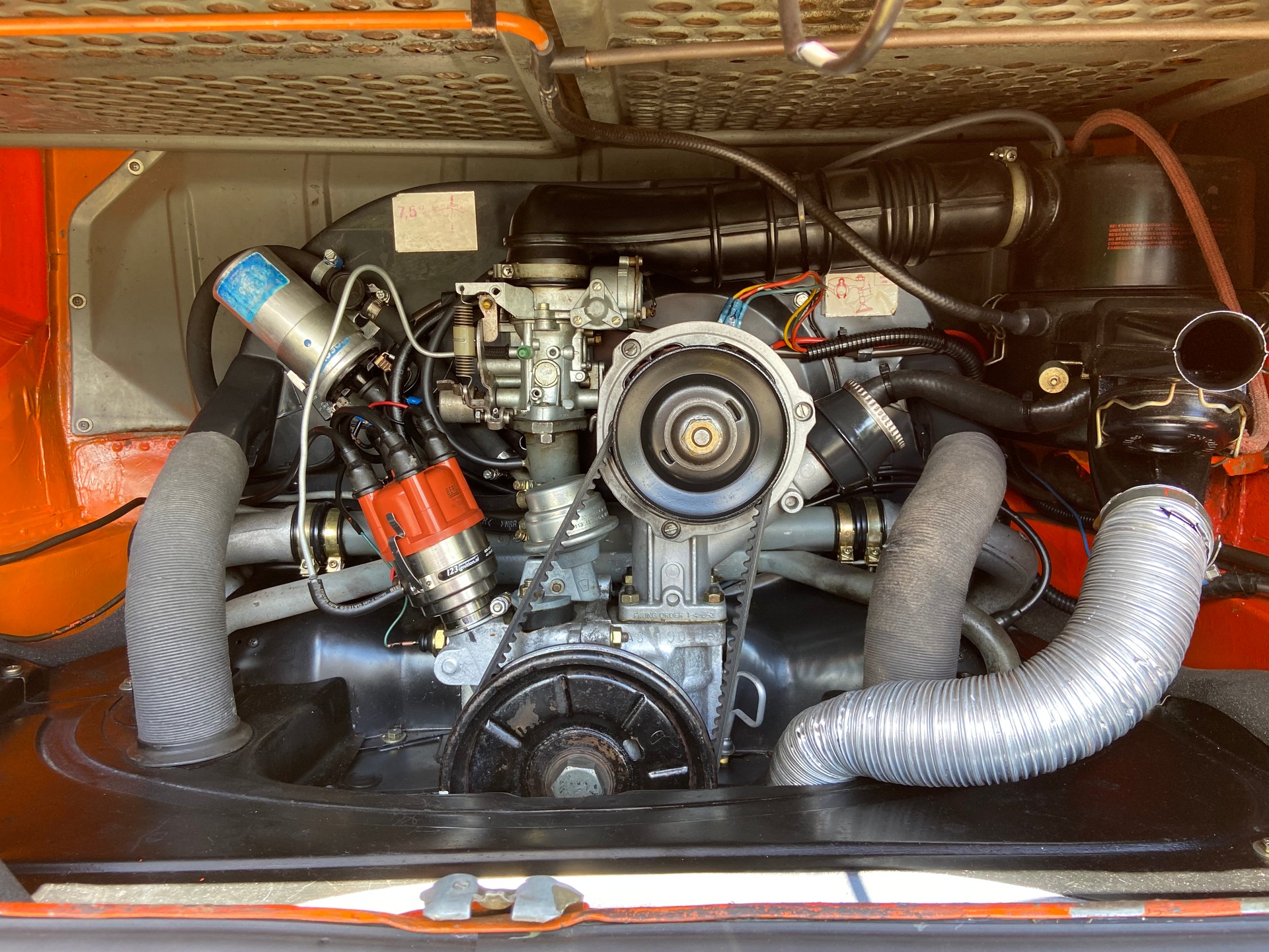 VW T2 1973 Camper-image-4