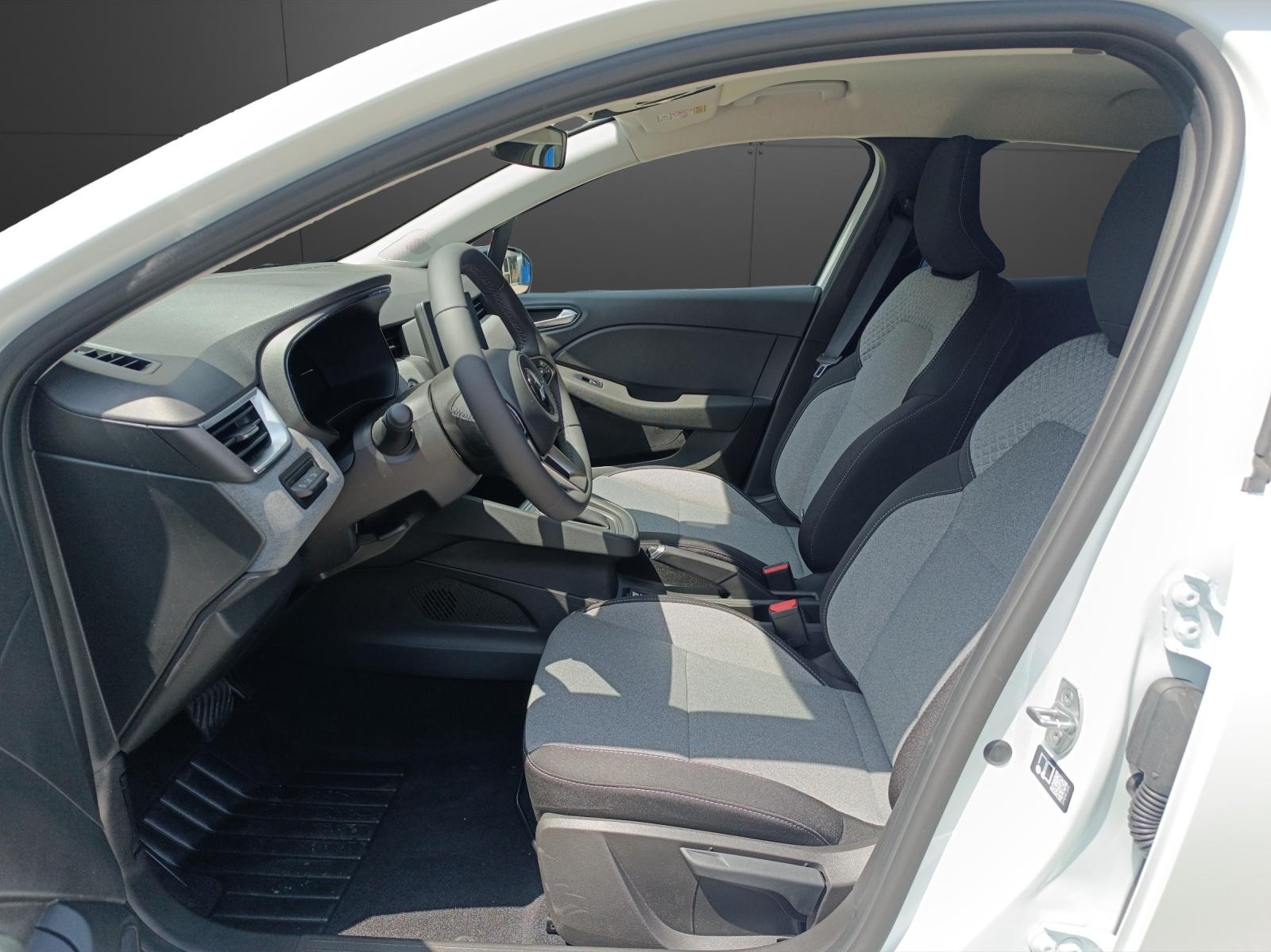 MITSUBISHI Colt 1.6 HEV Invite+-image-9