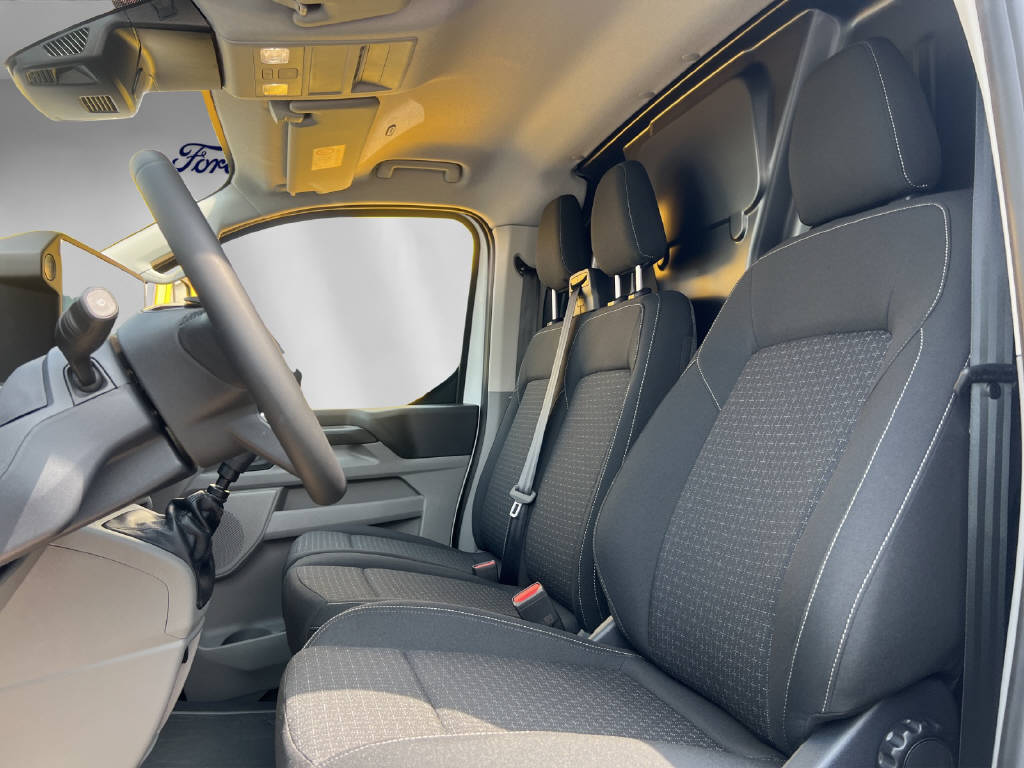 FORD Transit Custom Van 320 L2 2.0 EcoBlue 136 Trend-image-3