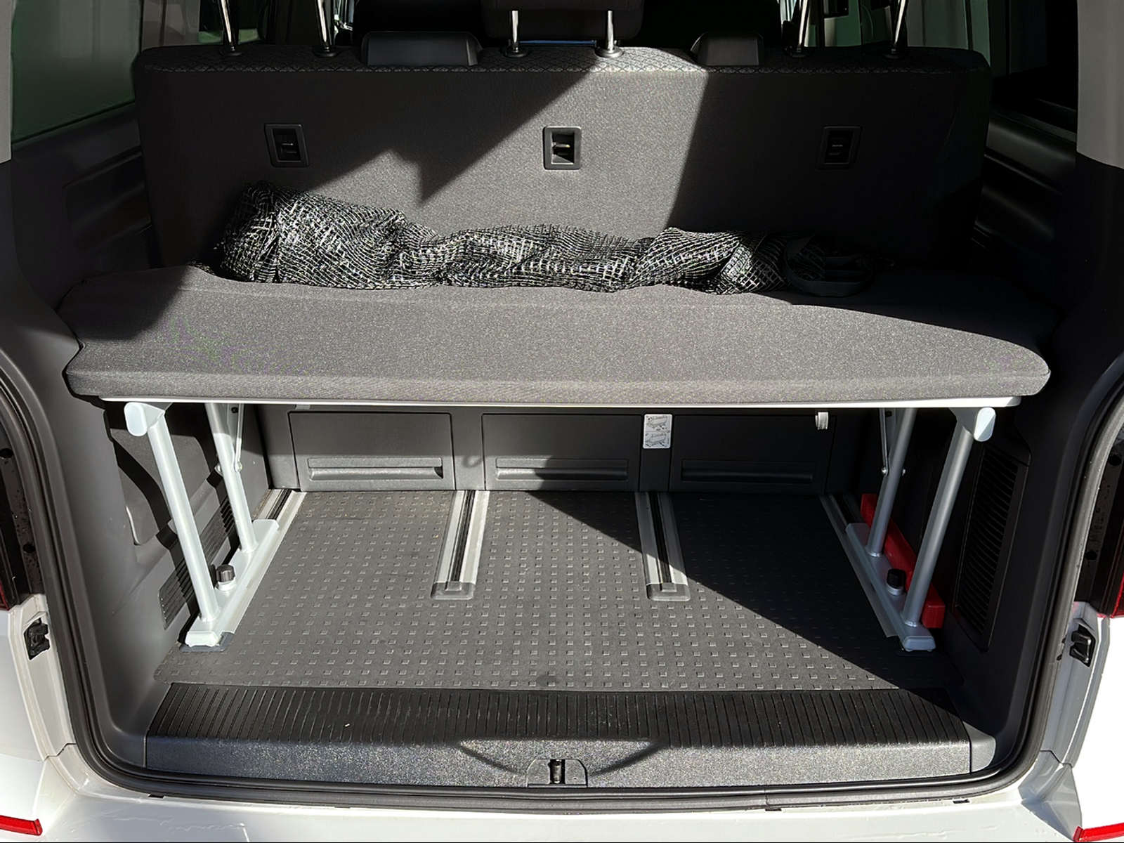 VW T6.1 California 2.0 TDI Beach Liberty Spirit DSG-image-9
