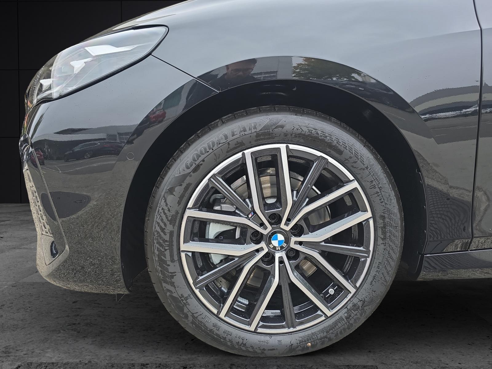 BMW 223d xDrive Active Tourer-image-3