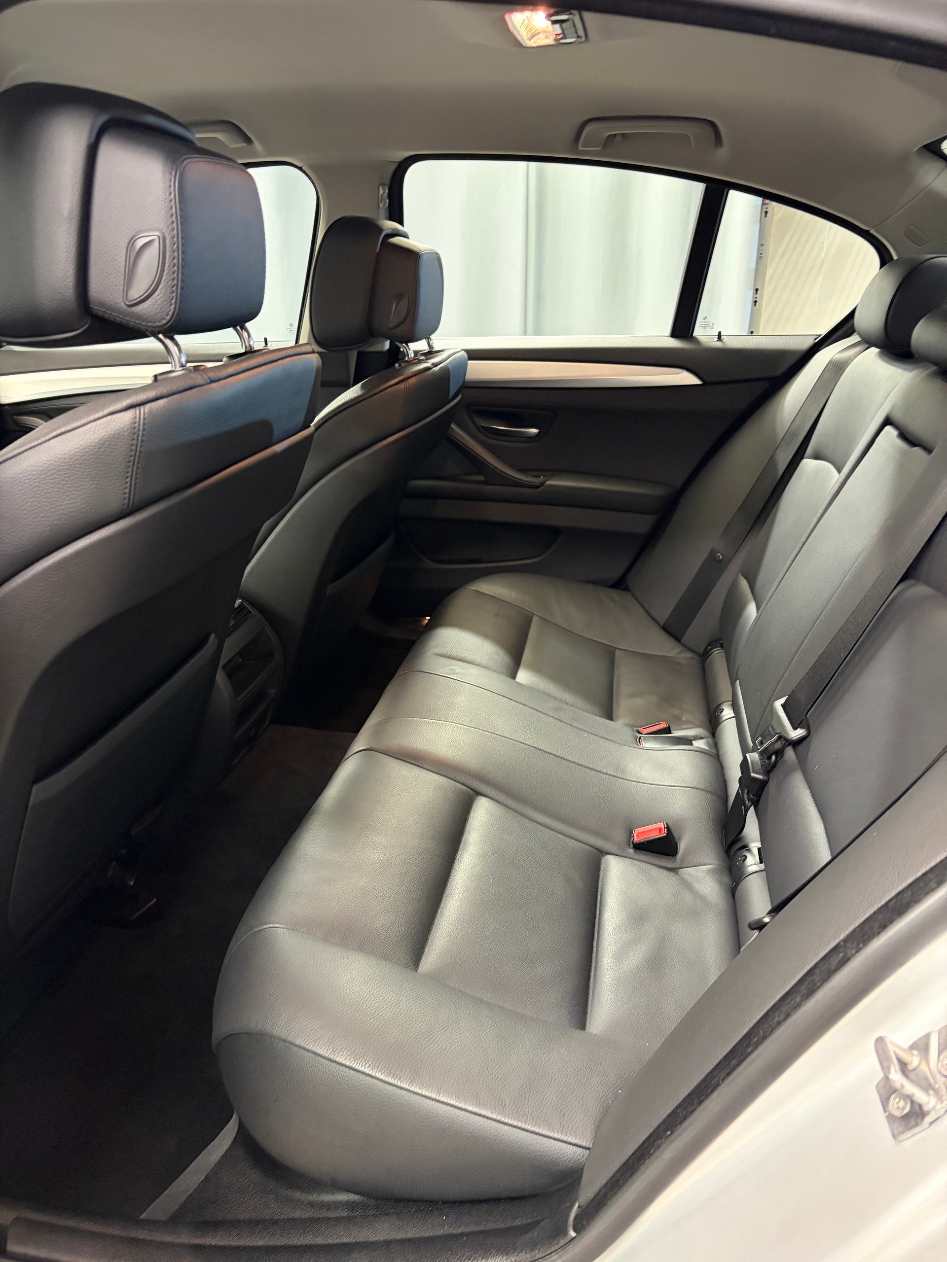 BMW 525d xDrive Steptronic-image-10
