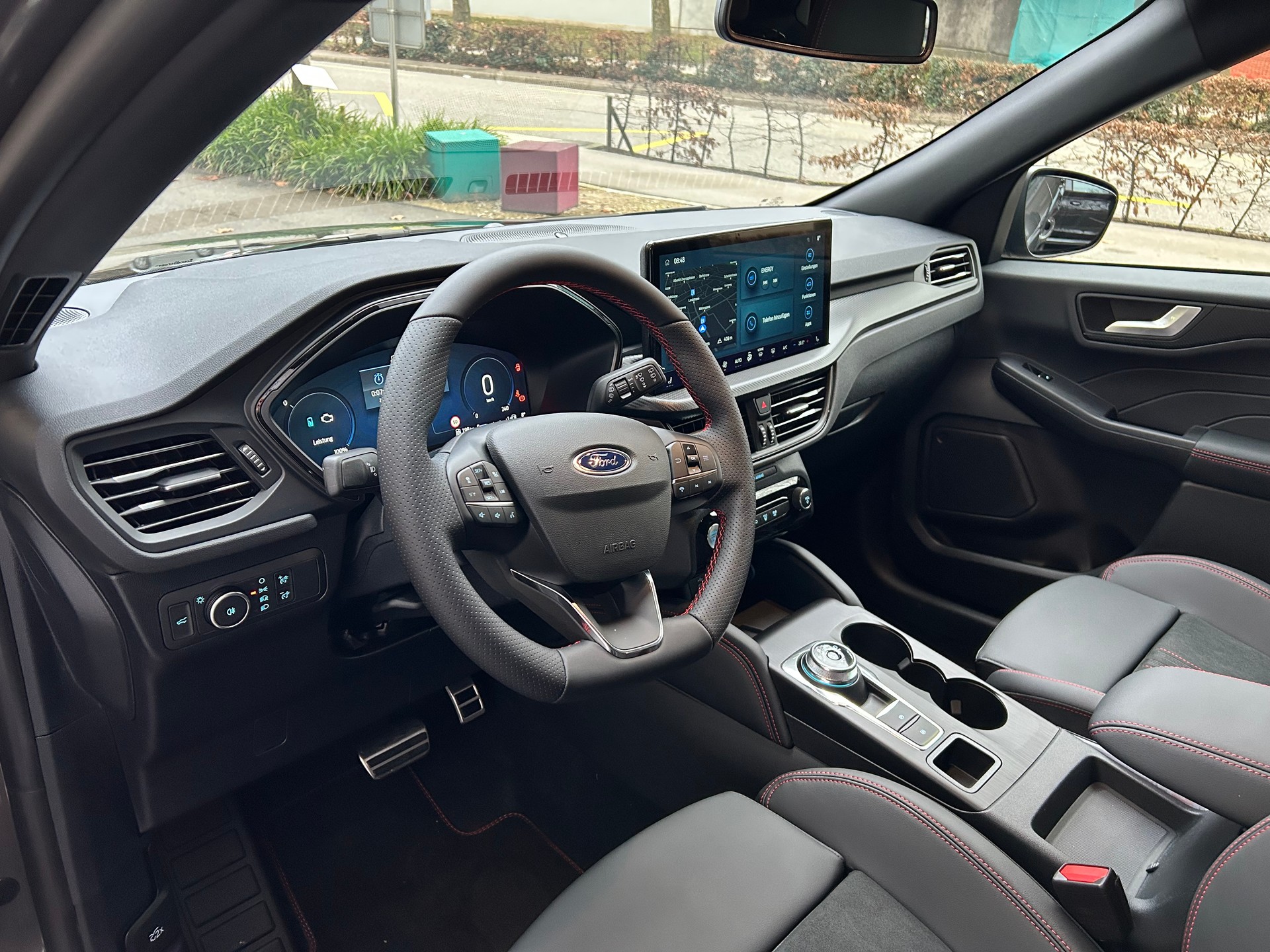 FORD Kuga 2.5 FHEV ST-Line X 4WD-image-7