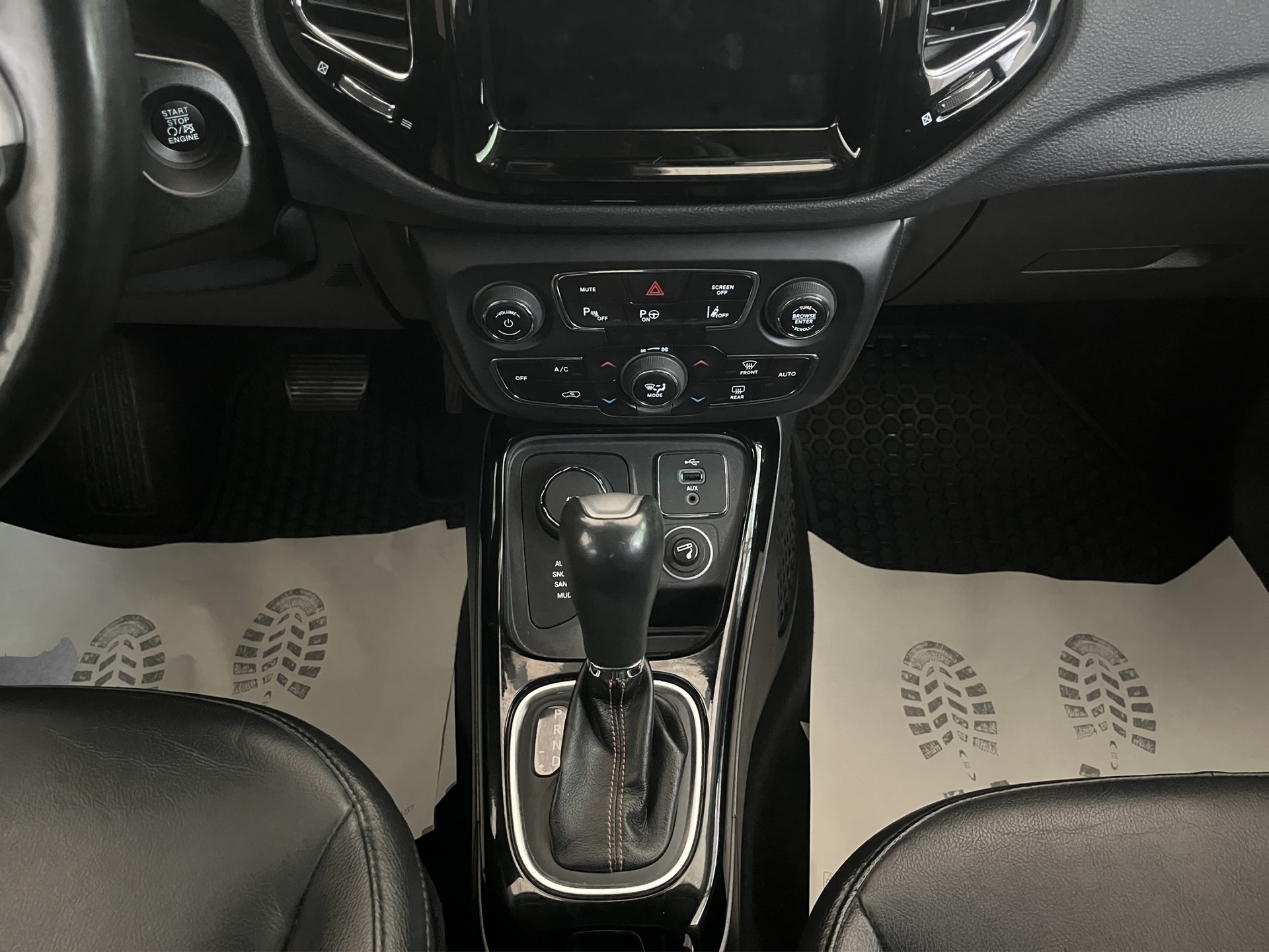 JEEP Compass 2.0CRD Limited AWD 9ATX-image-10