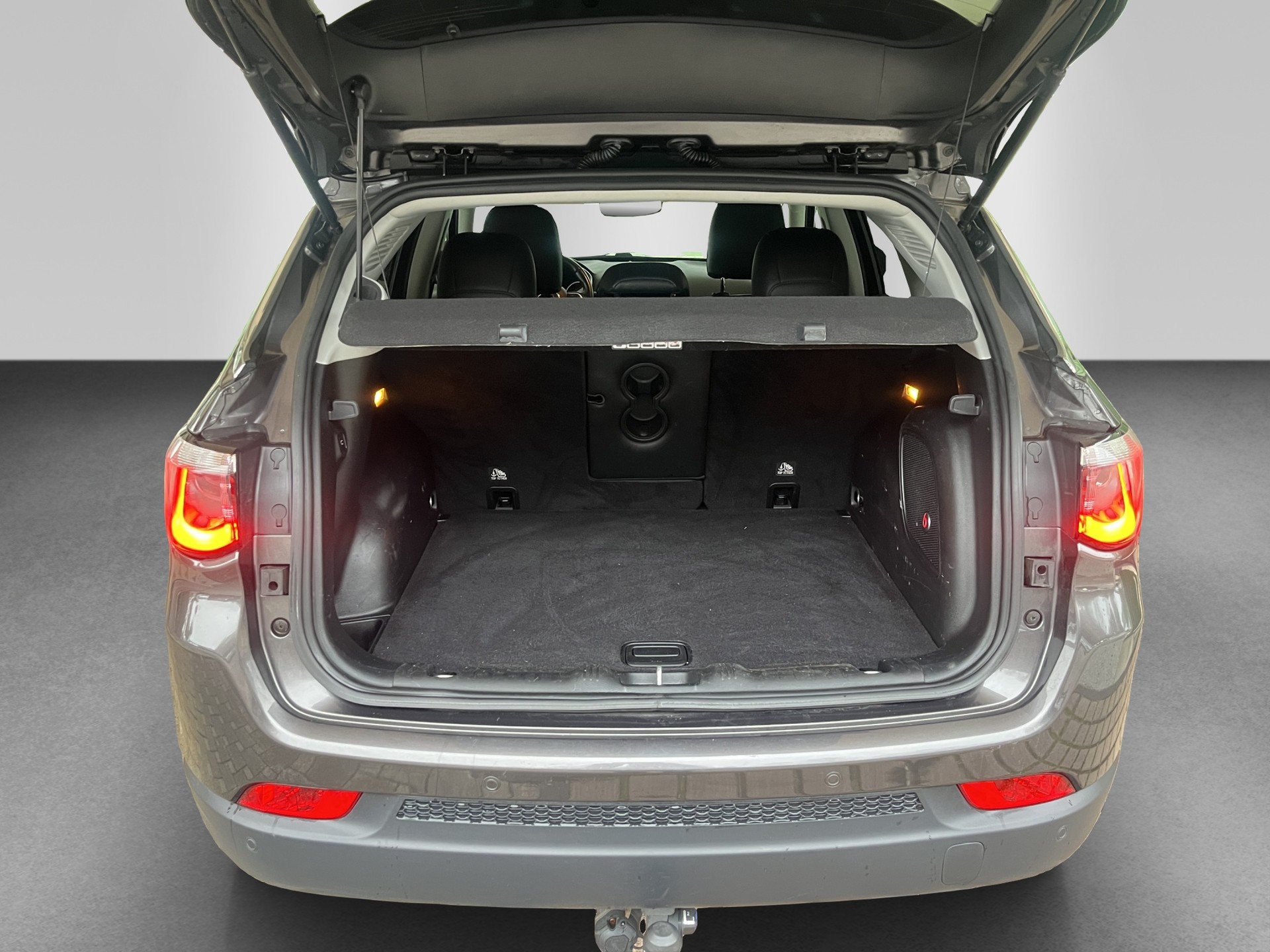 JEEP Compass 2.0CRD Limited AWD 9ATX-image-16